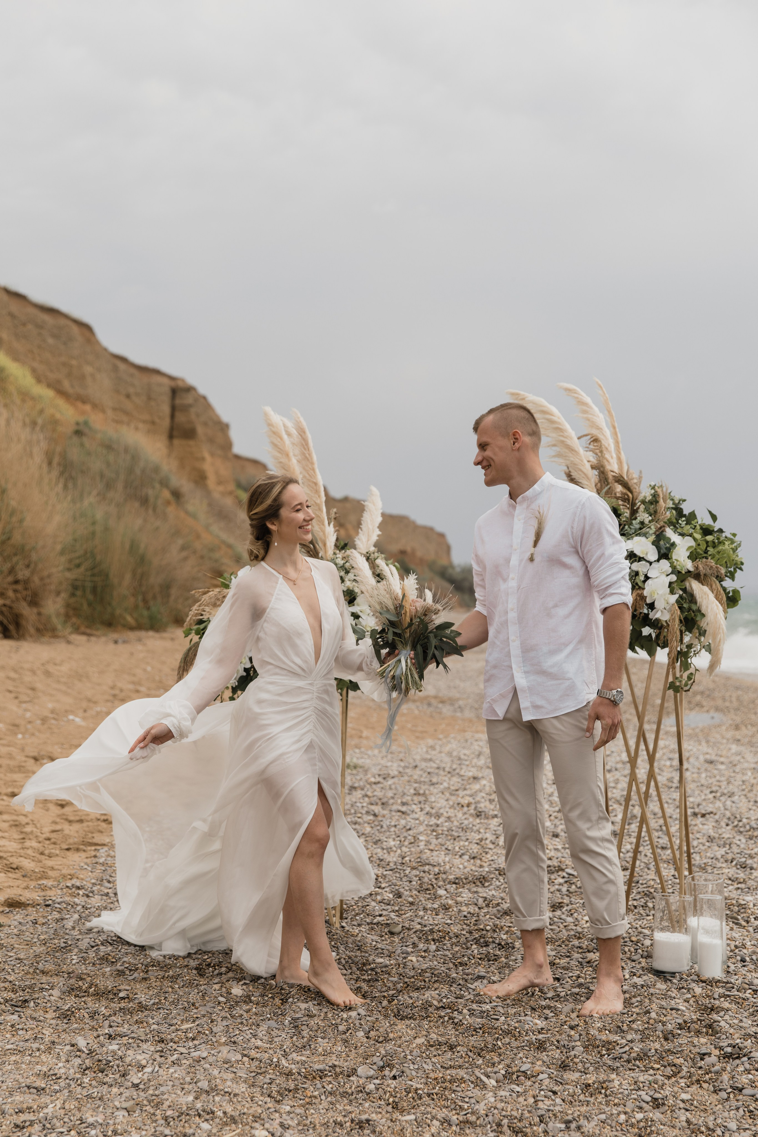 На берегу моря…. СВАДЕБНЫЙ ФОТОГРАФ В КРЫМУ И СЕВАСТОПОЛЕ