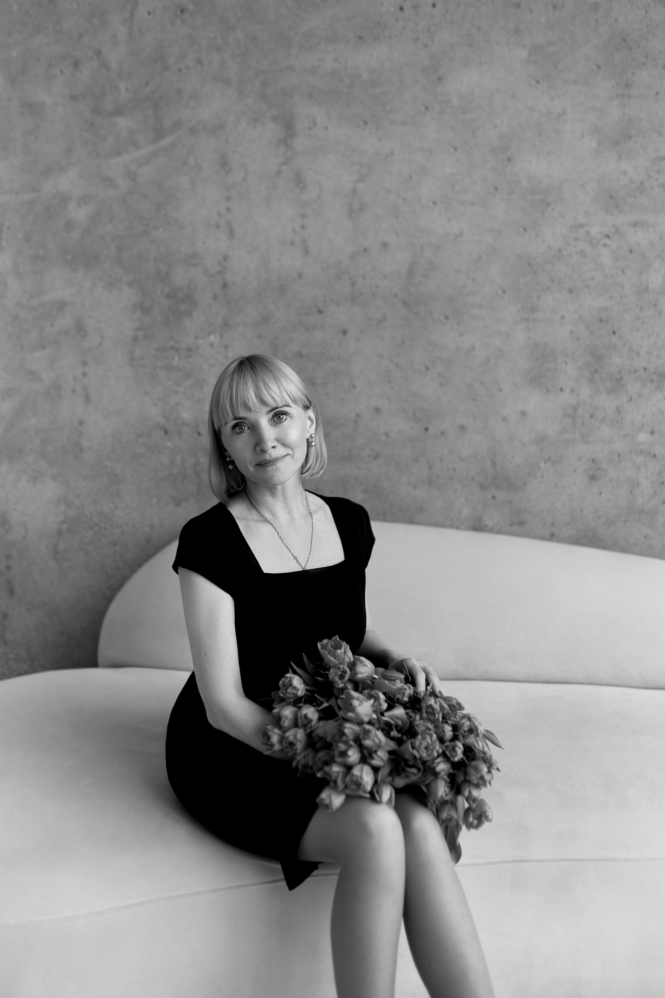 Семейная съемка в фотостудии. Сестры Карабаза. Фотографы и ретушеры в Москве и Санкт-Петербурге