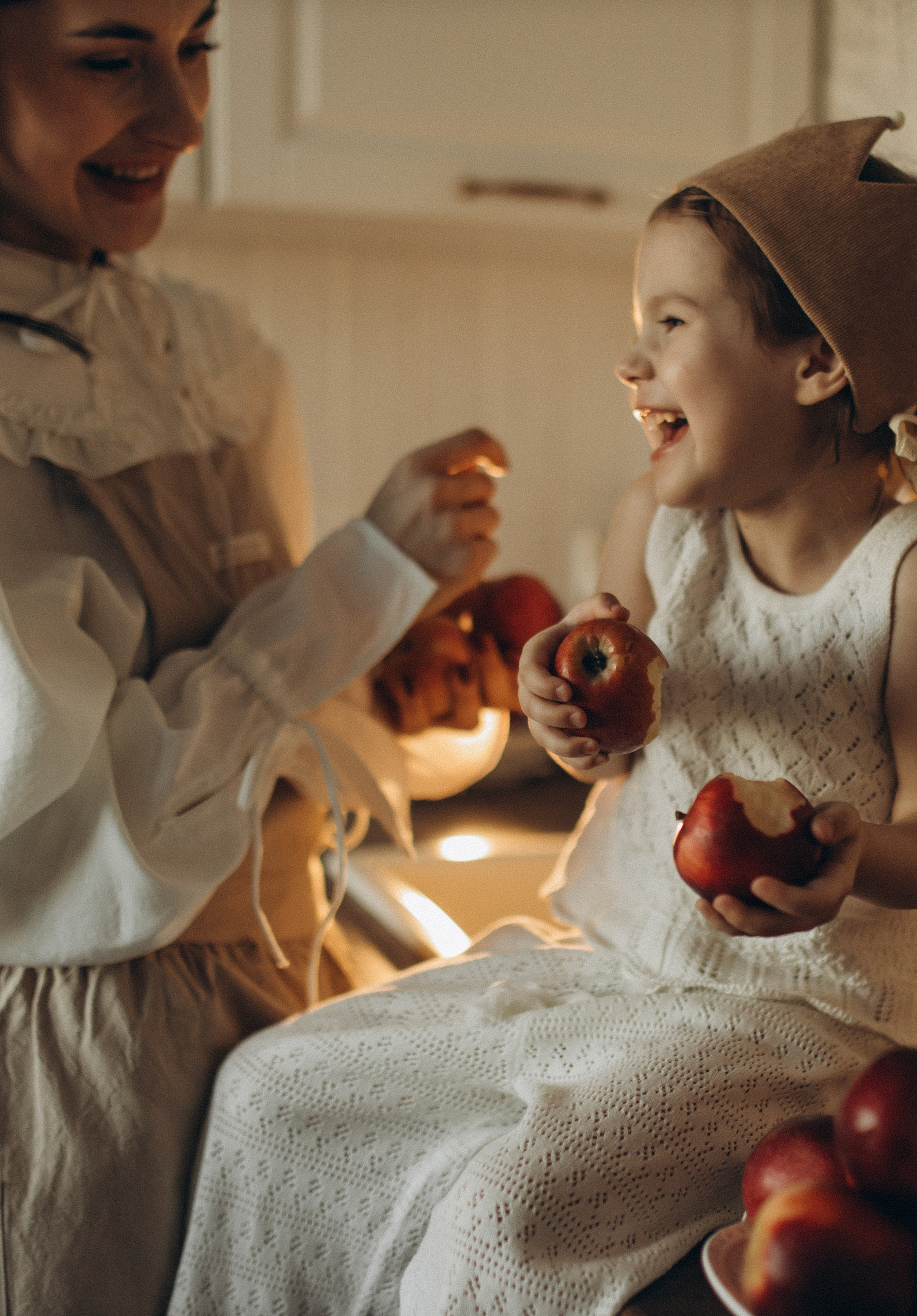 Домашняя истории о материнской любви! Виктория и Сияна. Услуги