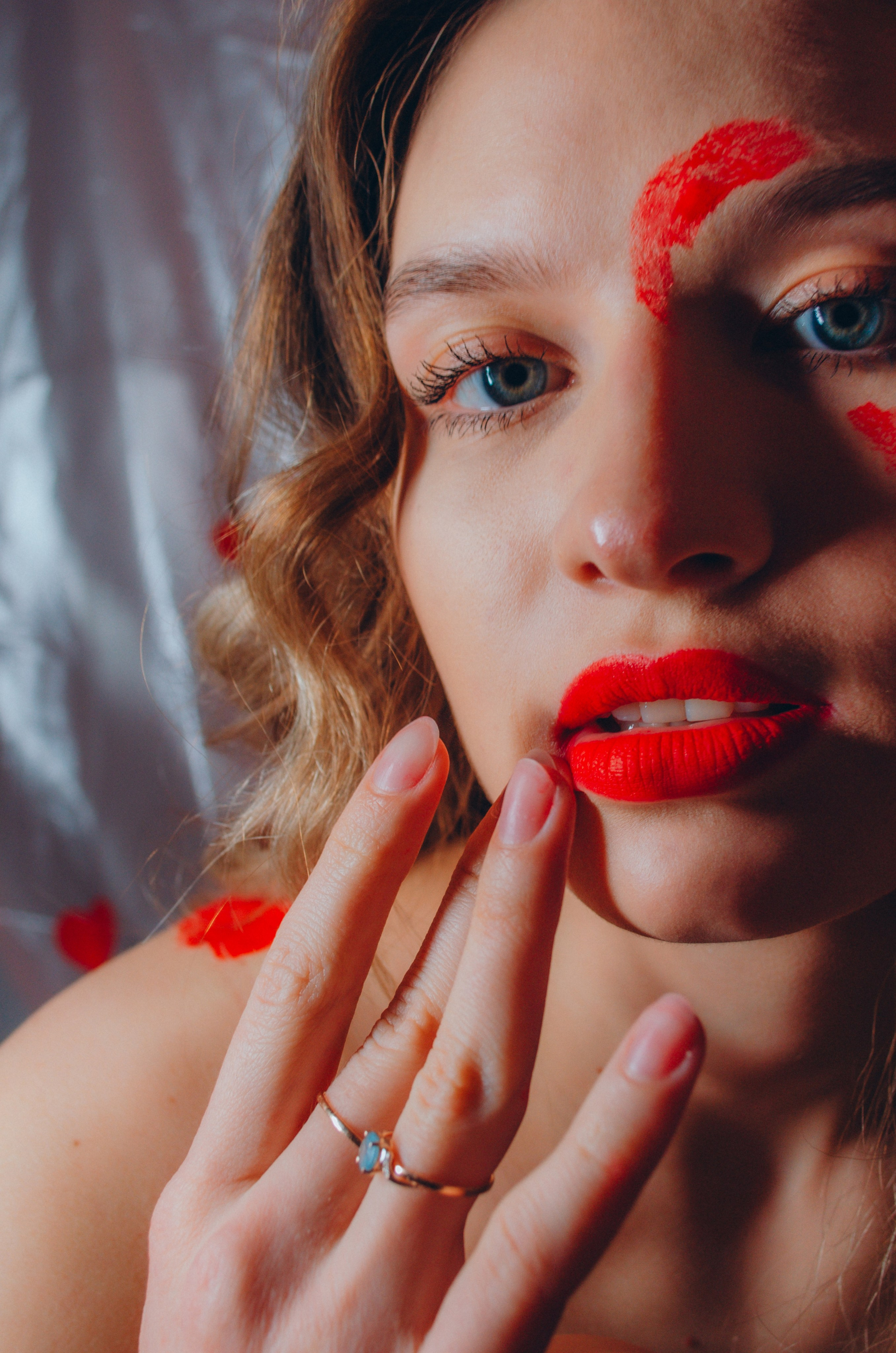 Ню. Денисова Аля — фотограф для парных съемок и индивидуальных историй в Барнауле