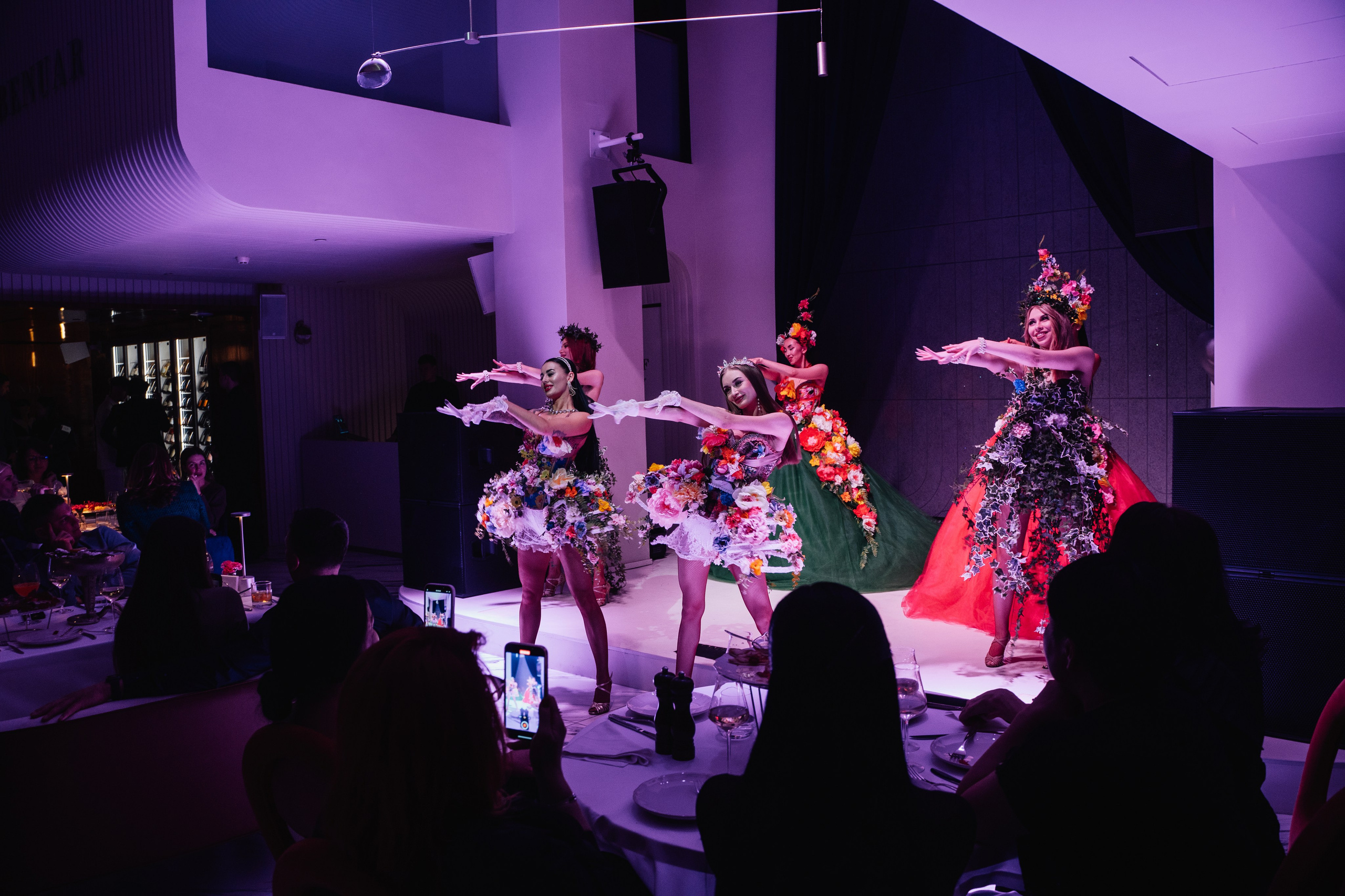 12 апреля (пятница). BENUAR Restaurant