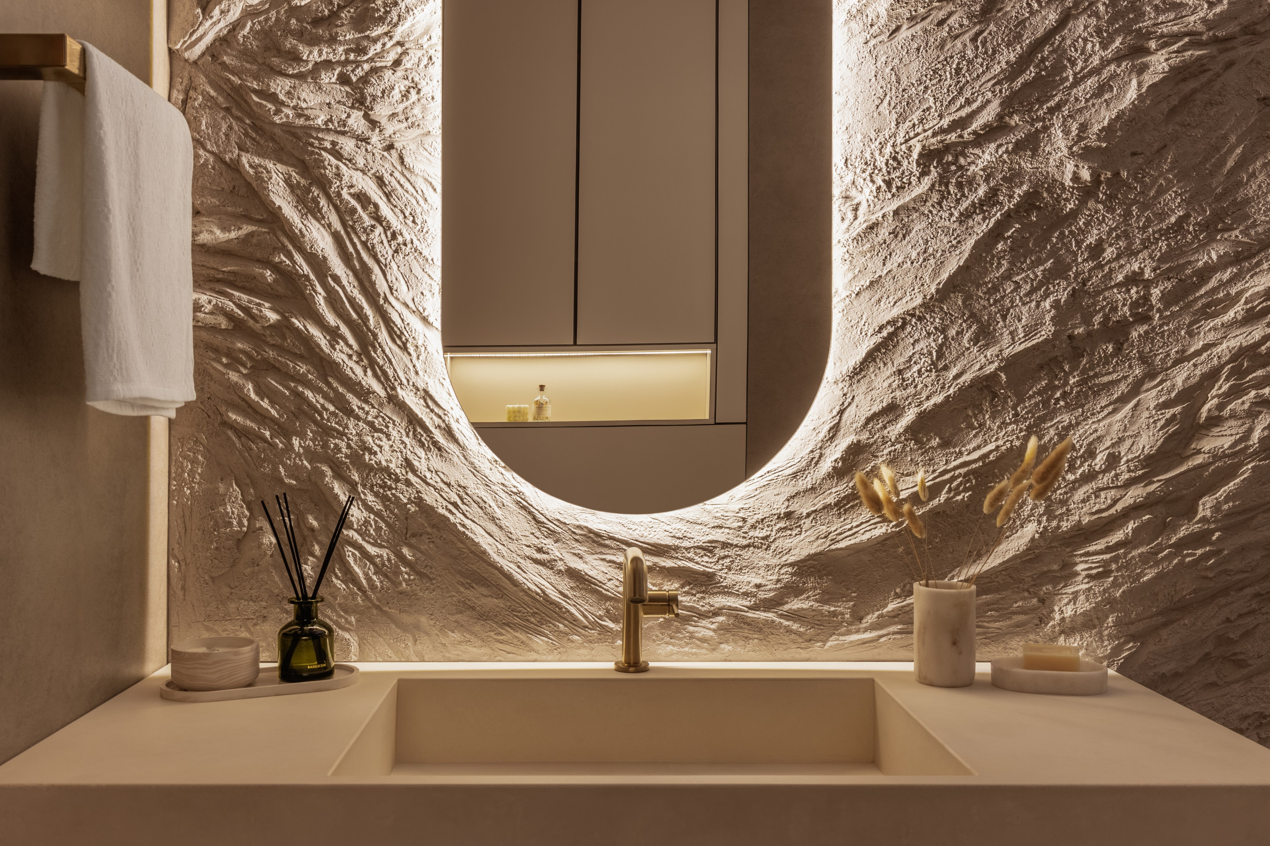 Шарафат Дуйсенбинова — Akbulak Riviera. Roman Yakunin — interior photographer in Almaty, Kazakhstan