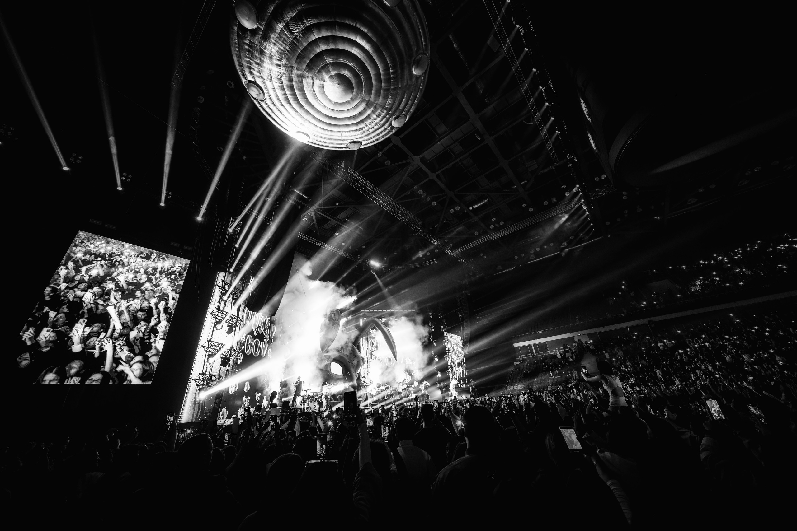 Егор Крид в ALMATY ARENA Алматы 27.03.2025. Репортажный фотограф и видеограф в Москве