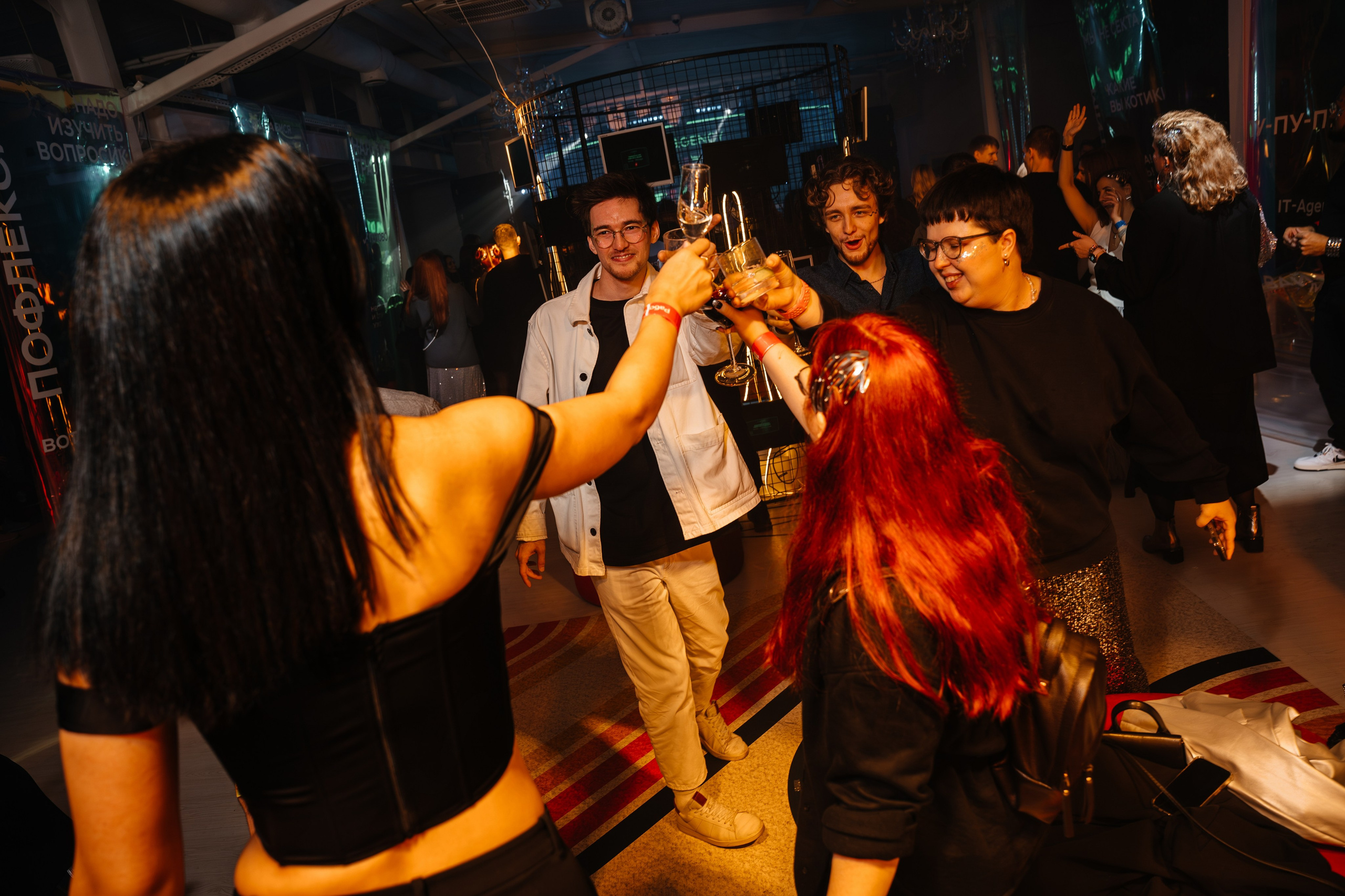 Съемка корпоратива для IT-Agency. Свадебный фотограф Барнаул Алексей Павлов