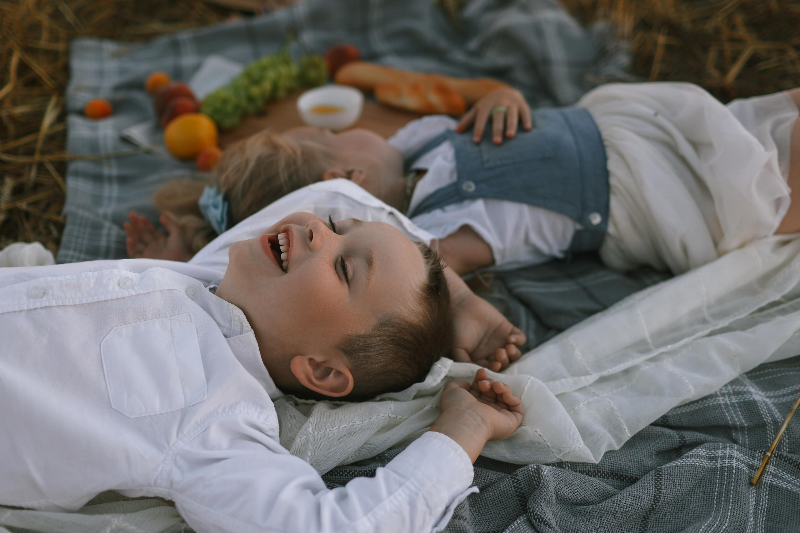 Фотосессия в поле семейная фотосессия Владимир. Фотограф Владимир Москва