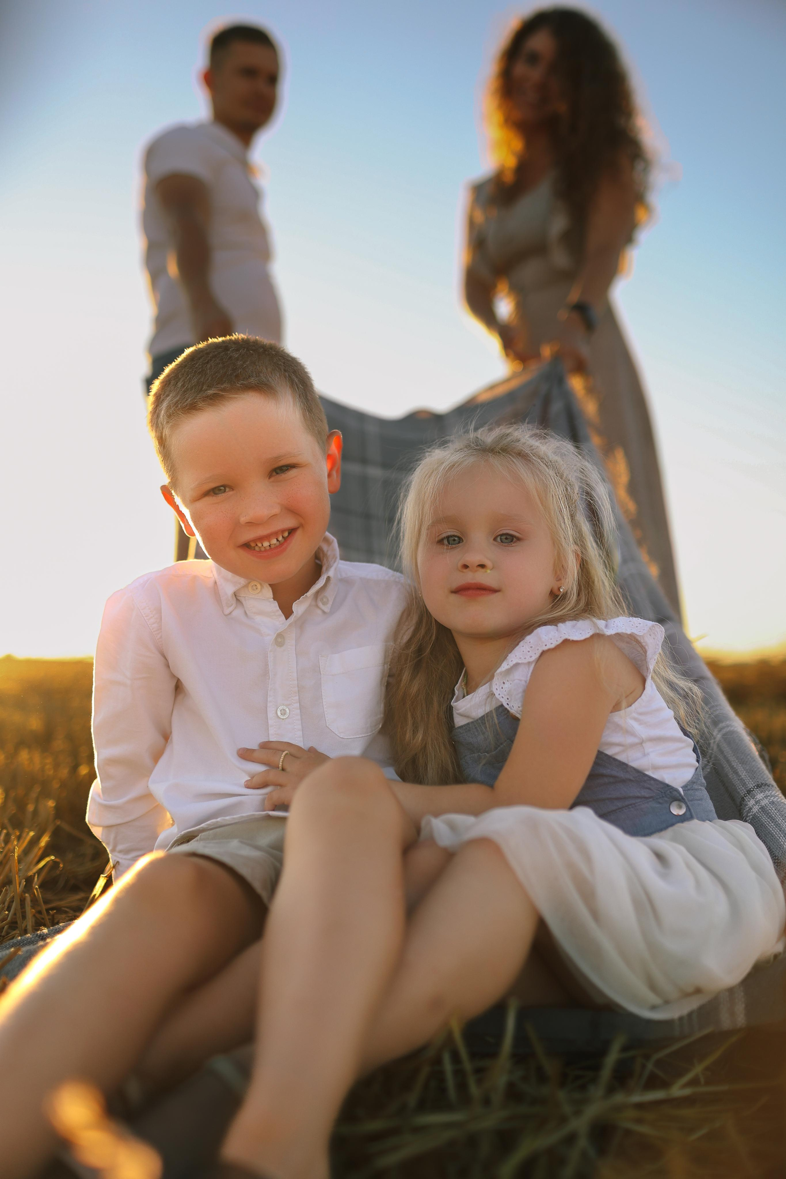Света Гена Злата и Арсений. Фотограф Владимир Москва