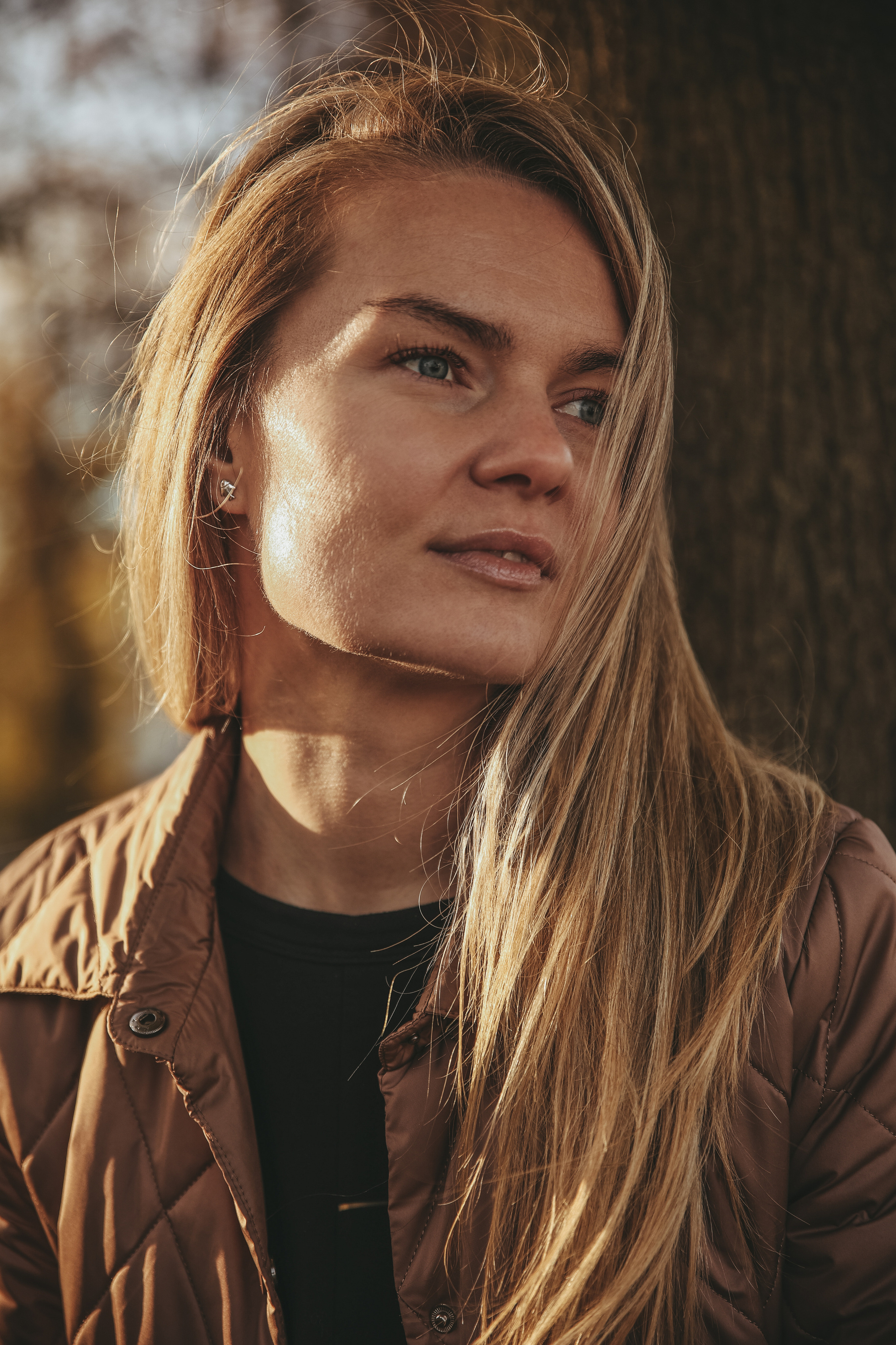 Семейная фотосессия во Владимире фотосессия в городе мама и дочка. Фотограф Владимир Москва