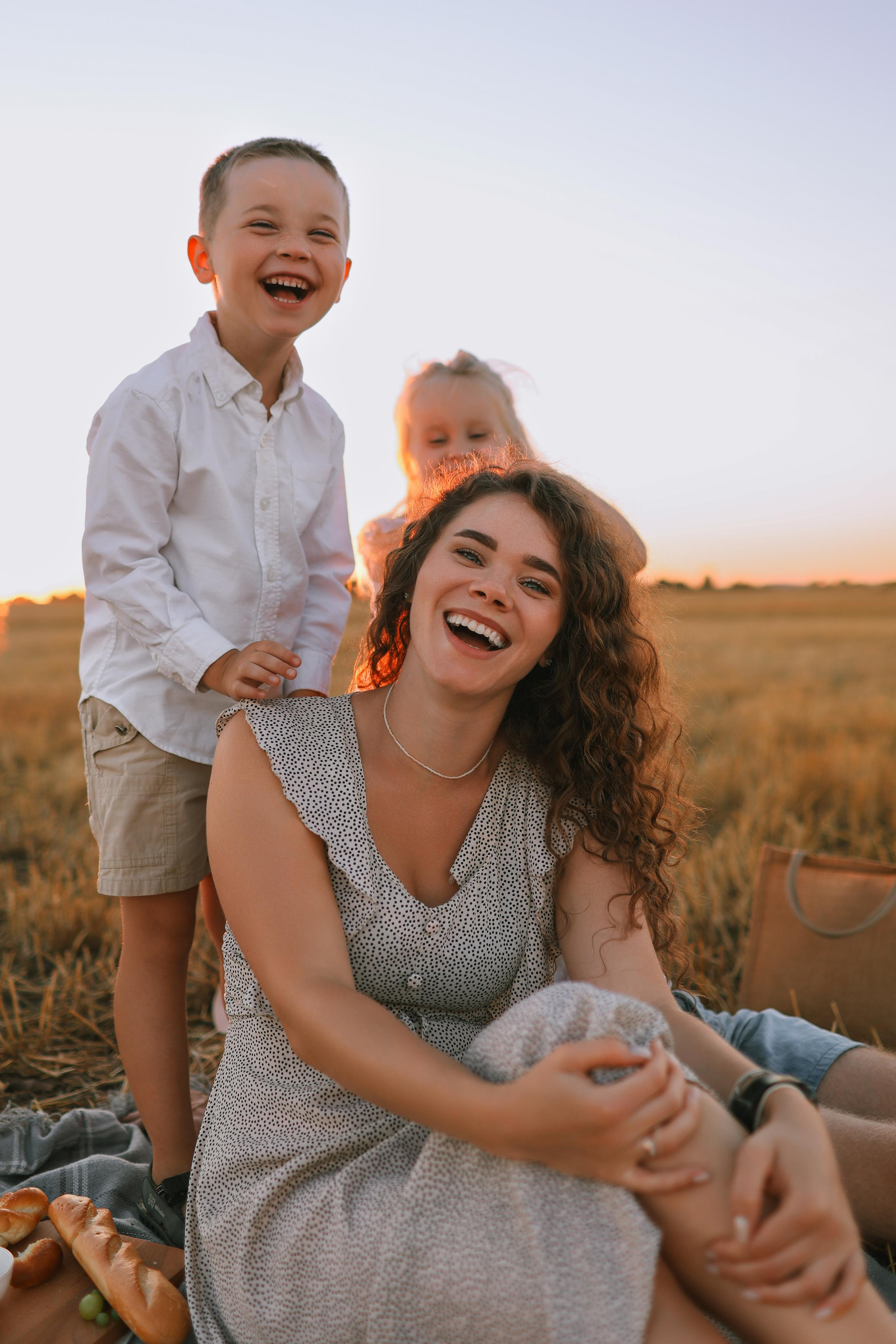 Света Гена Злата и Арсений. Фотограф Владимир Москва