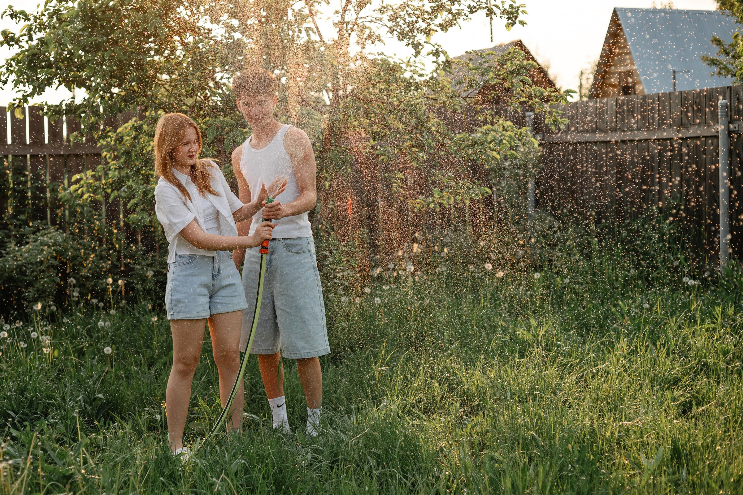 Серия с водой. Арина и Сергей. Евгения. Июнь 2025. Фотограф Пермь. Свадьбы. Семья и дети, школа, д. сад. Фотокниги