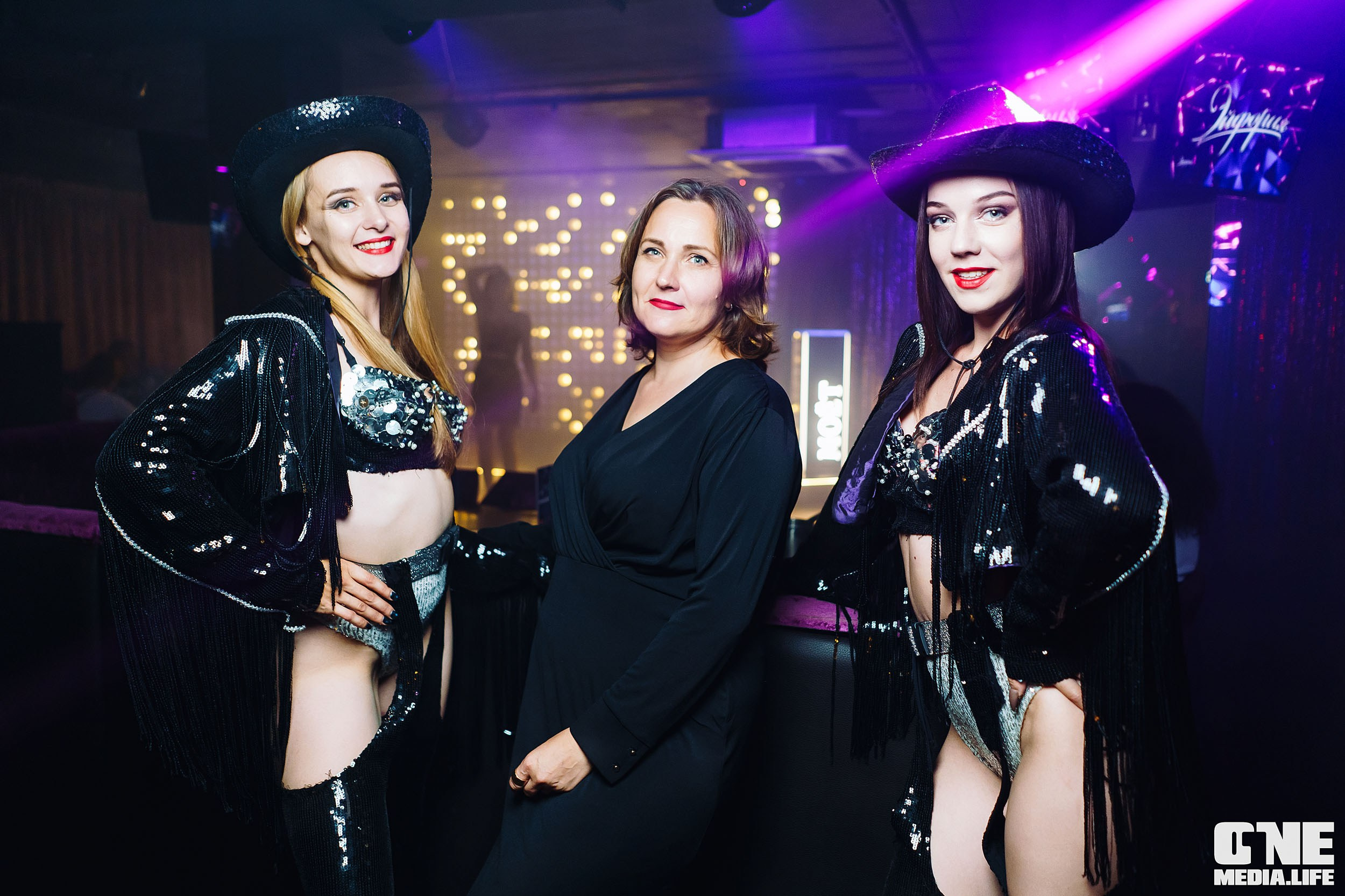 Фоторепортаж из караоке-клуба Эйфория. One Media Life: фоторепортажи, фотоотчеты с мероприятий и заведений