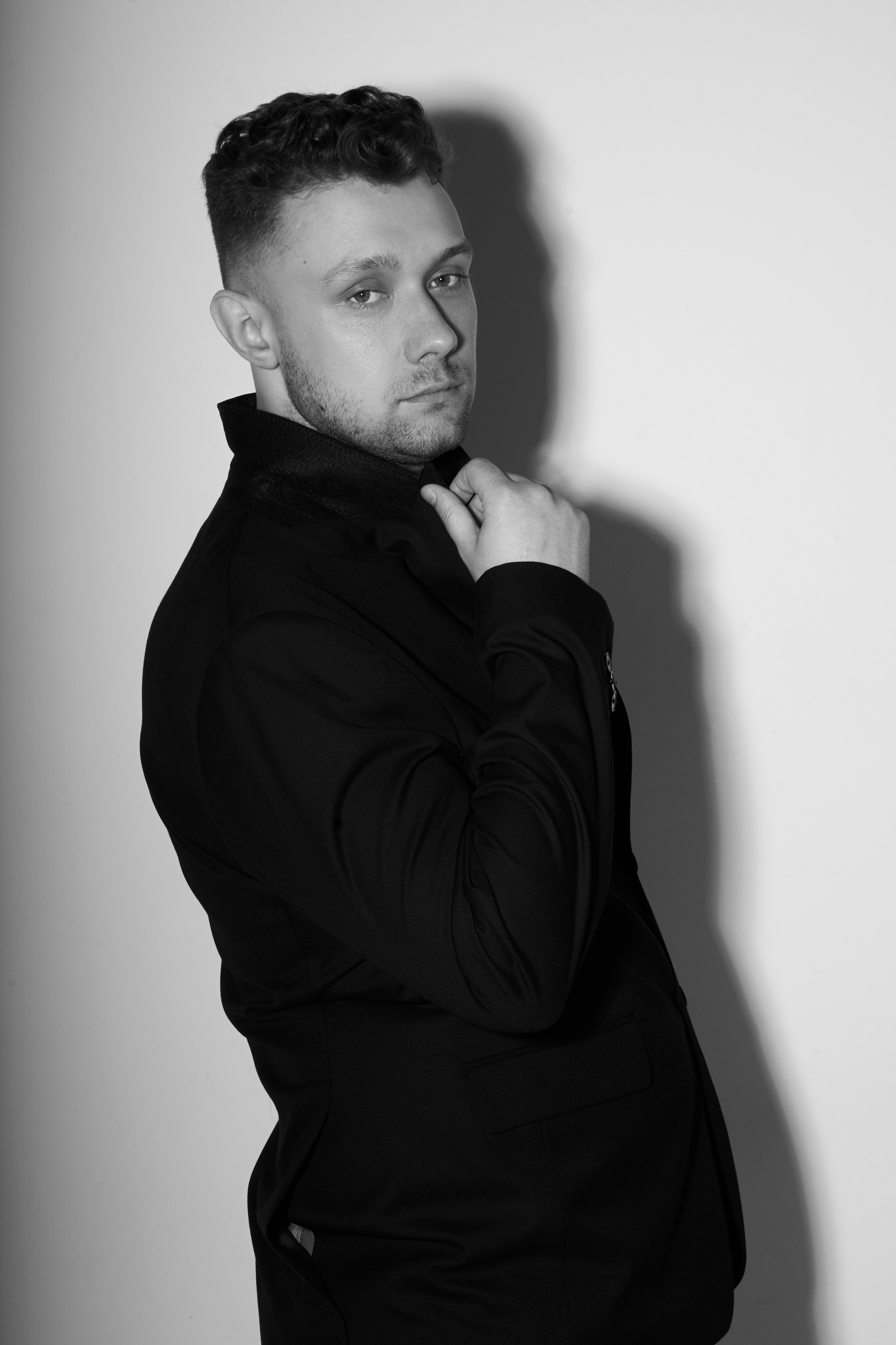 Владислав. Главная