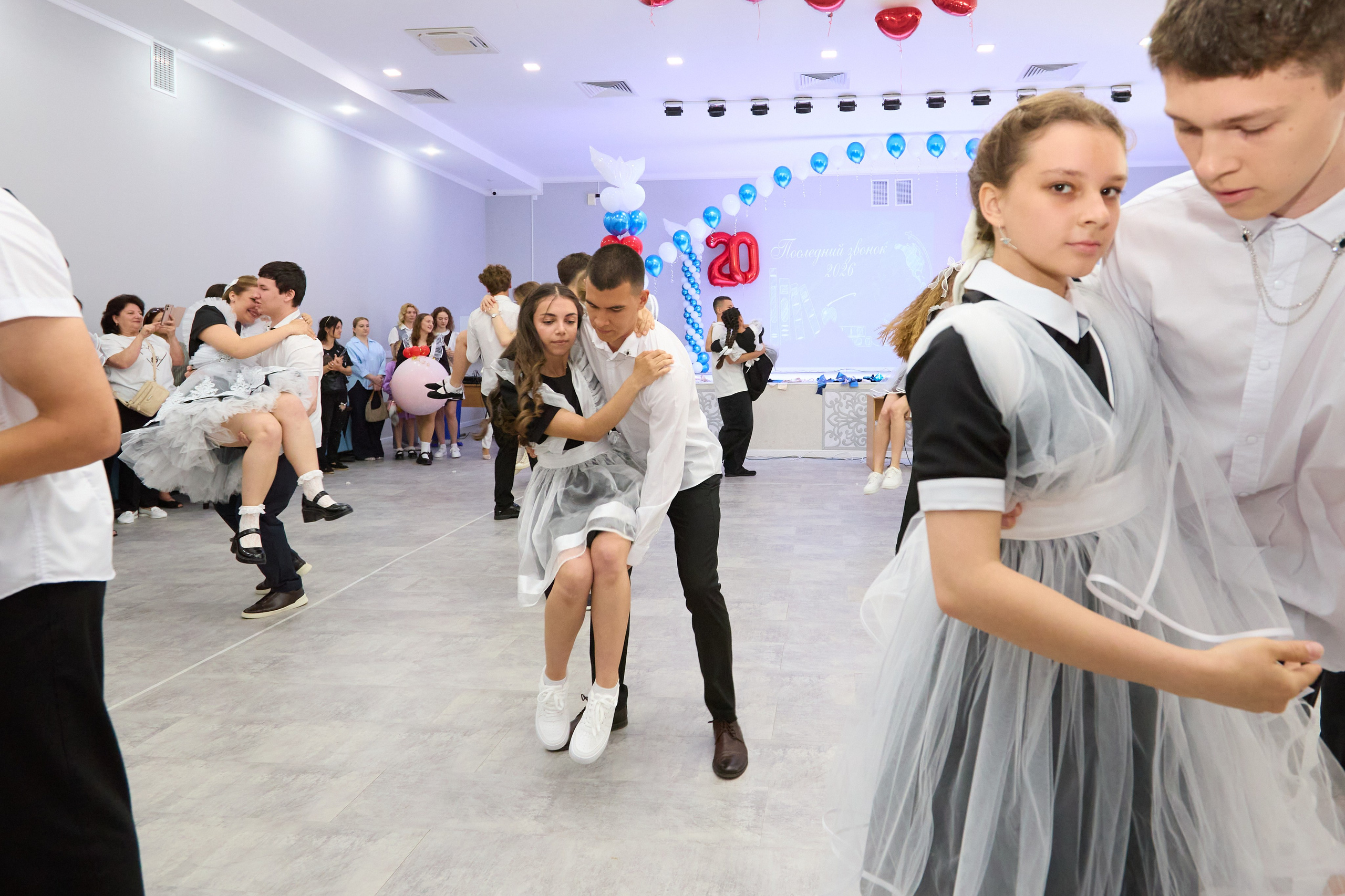 Последний звонок 6 шк 11А Саки. Фотограф в Крыму Светлана Викулова