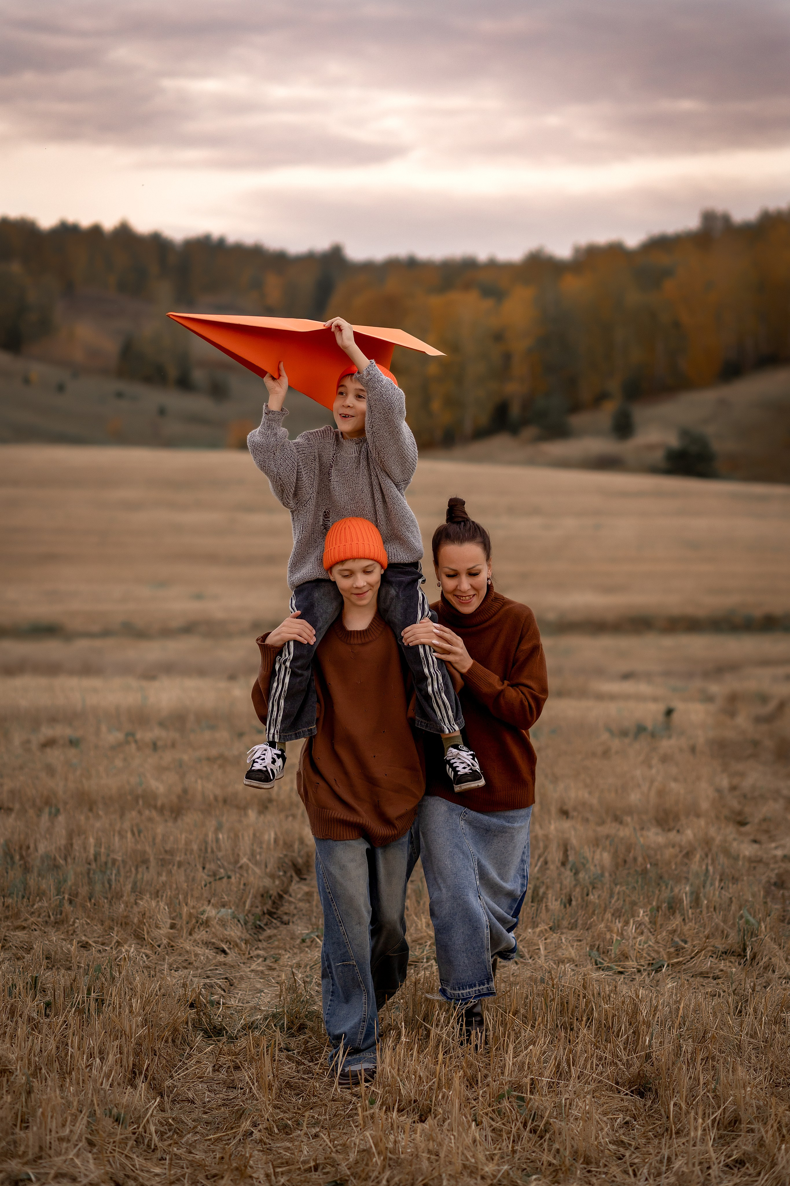 Оранжевое настроение. Детский и семейный фотограф в Красноярске Елена Коровкина