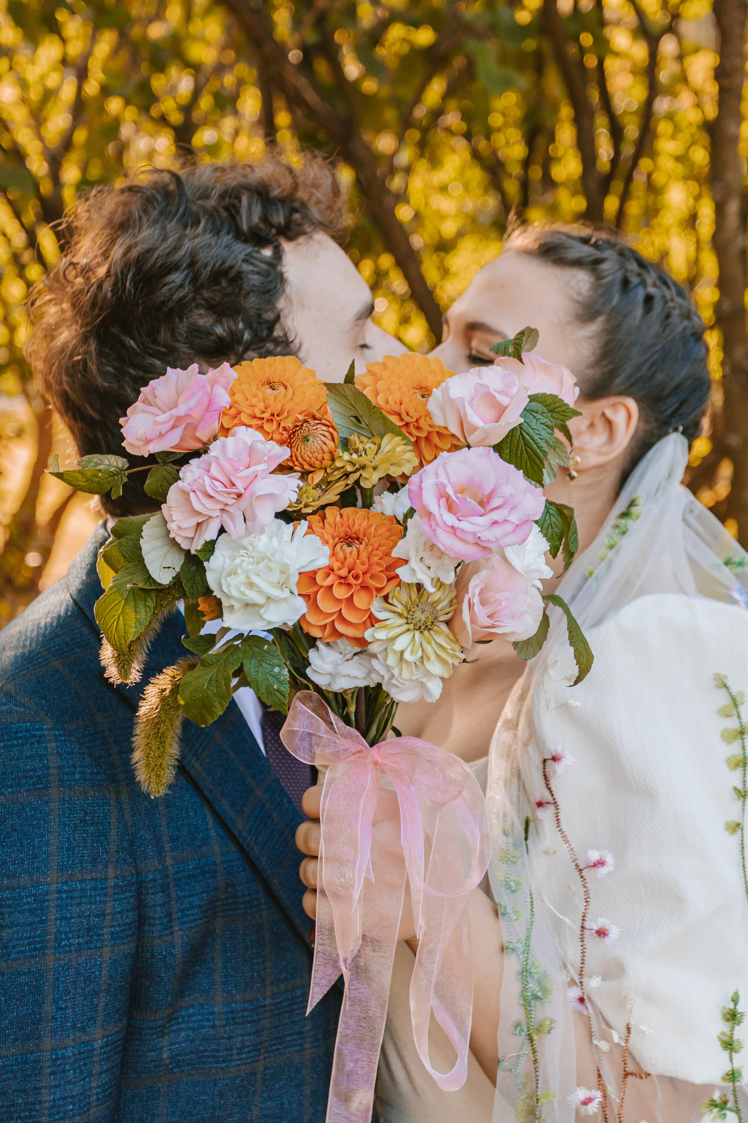 ЛЮБОВЬ В ЗОЛОТЕ