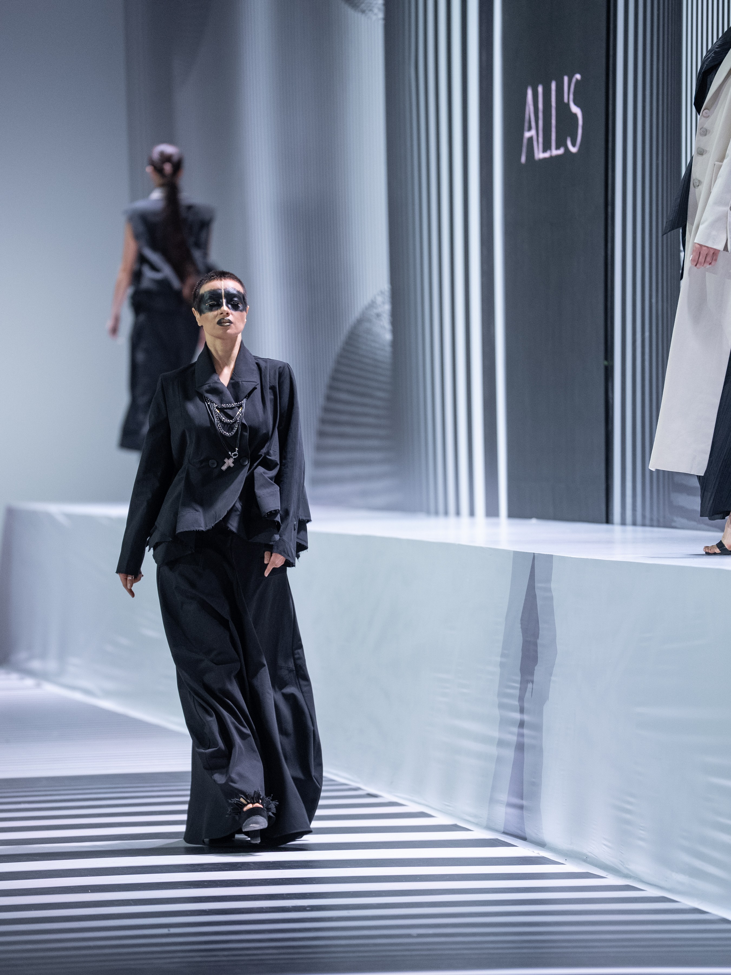 ALL’S (Tanya Levitskaya, Германия). Сайт Алматинского НЮ АРТ, будуар и фэшн фотографа Дениса Карпенко