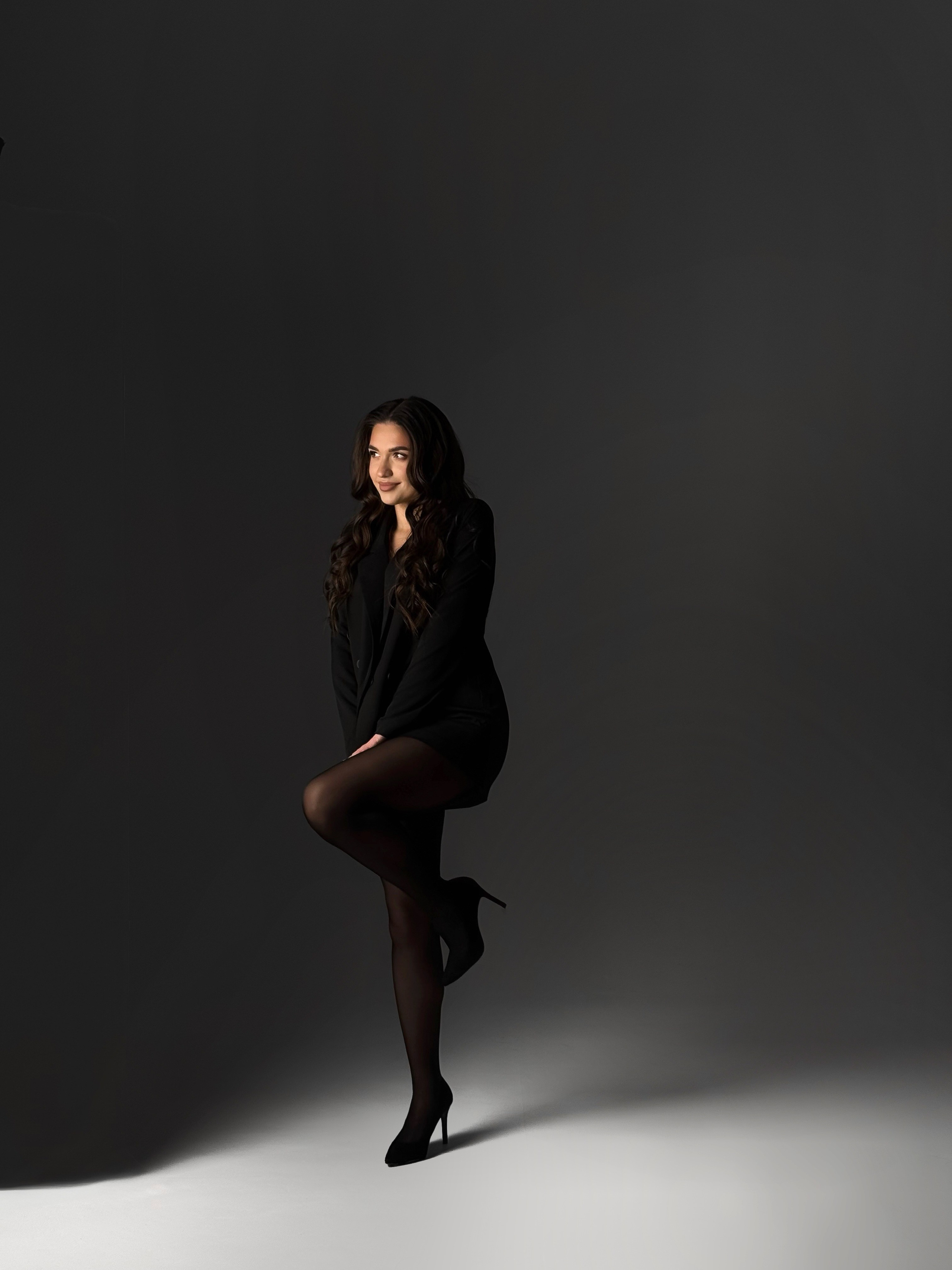 Съёмка в студии. Мобильный фотограф в Омске