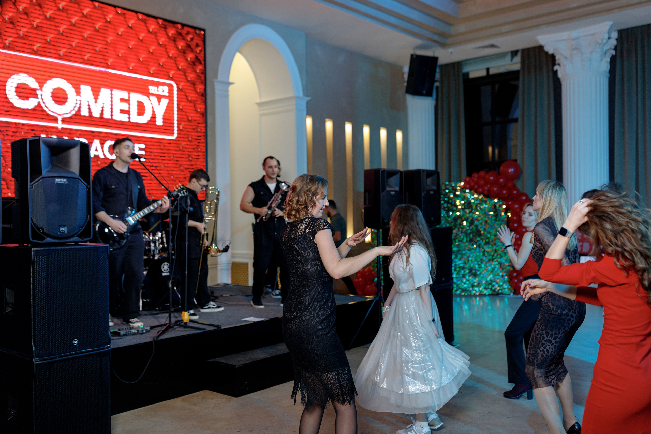 Репортажная фотосъёмка — корпоратив Tele2 2024