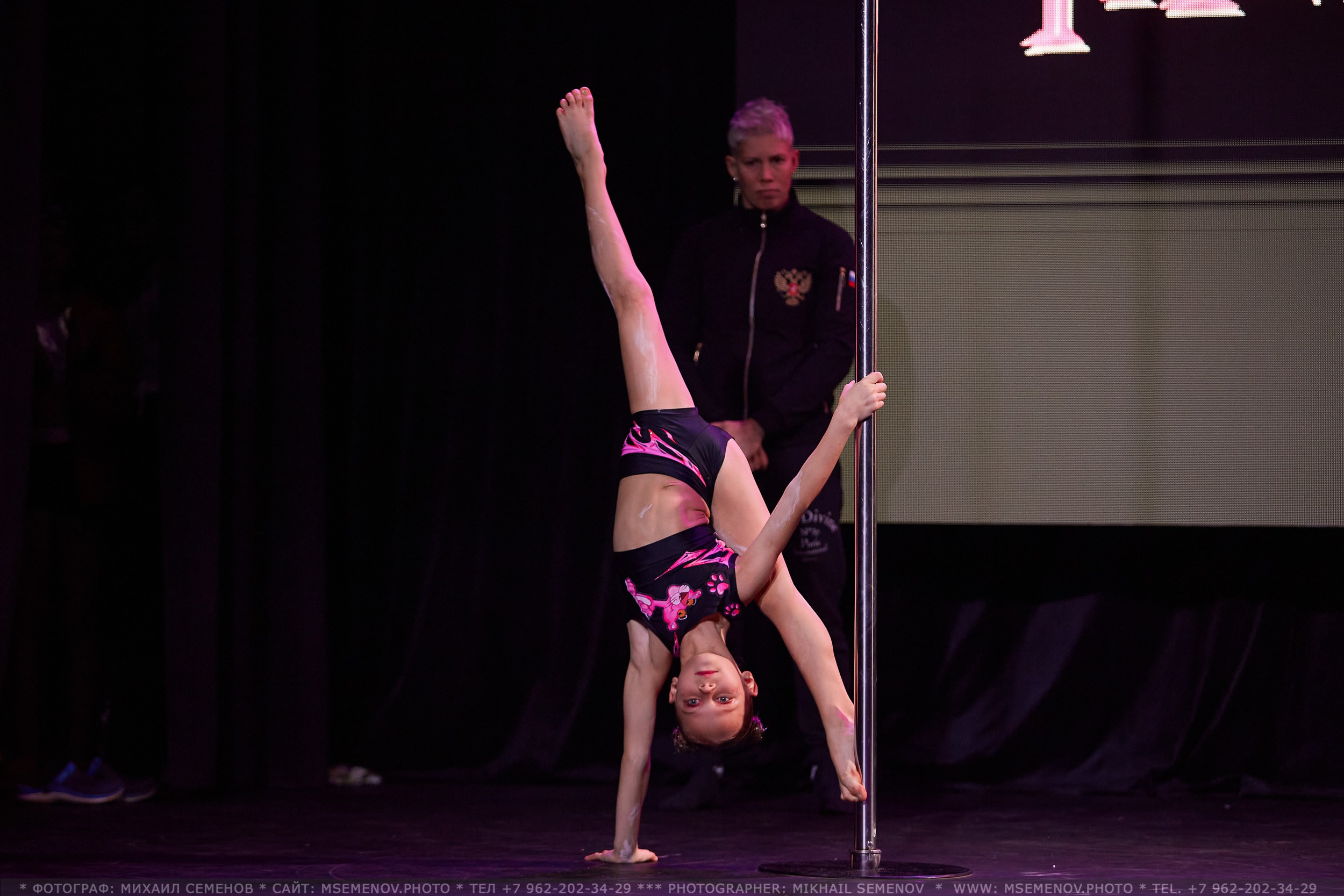 Анонс «SOUL POLE CHAMPIONSHIP IV». Photographer for business Mikhail Semenov. Aqua photo studio, photo school