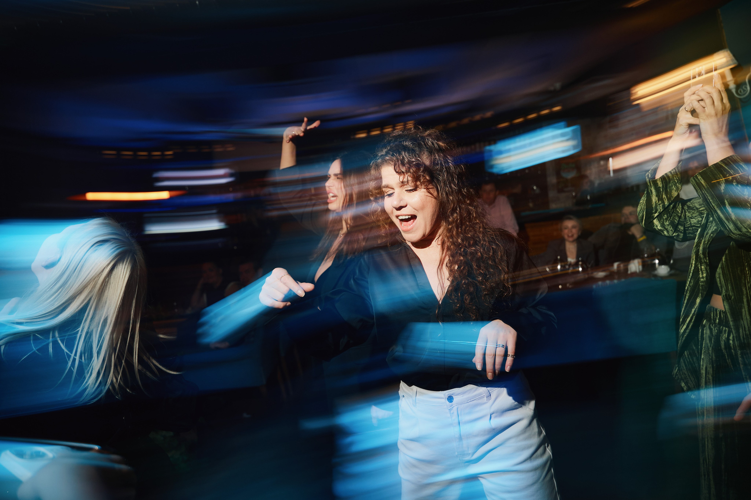 Арт-вечеринка 2026. Фотограф и видеограф в Кургане Леонид Корнильев