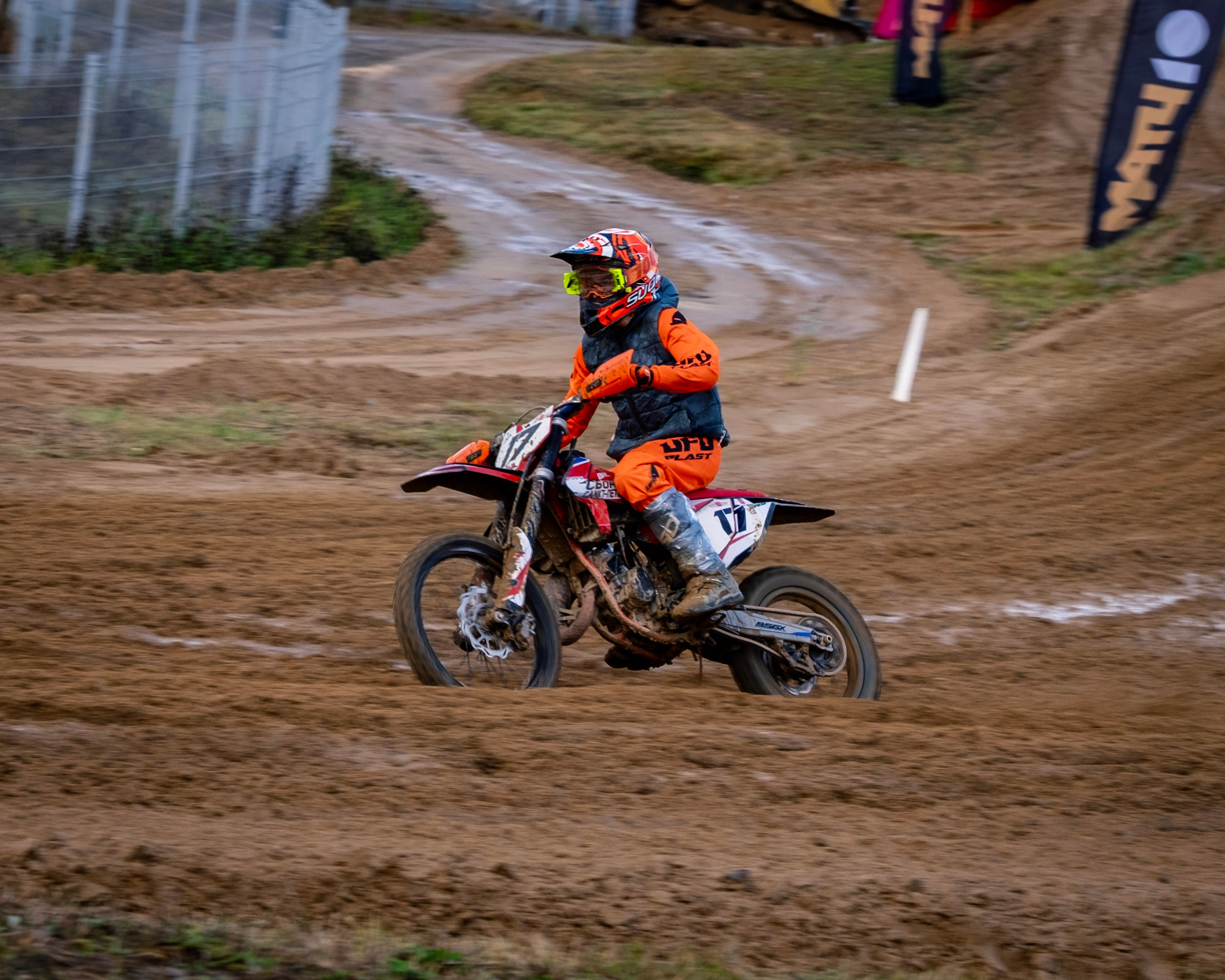 Мотокросс (Игора Драйв). Автомобильные фотографии и рисунки в Санкт-Петербурги Пашков Дмитрий