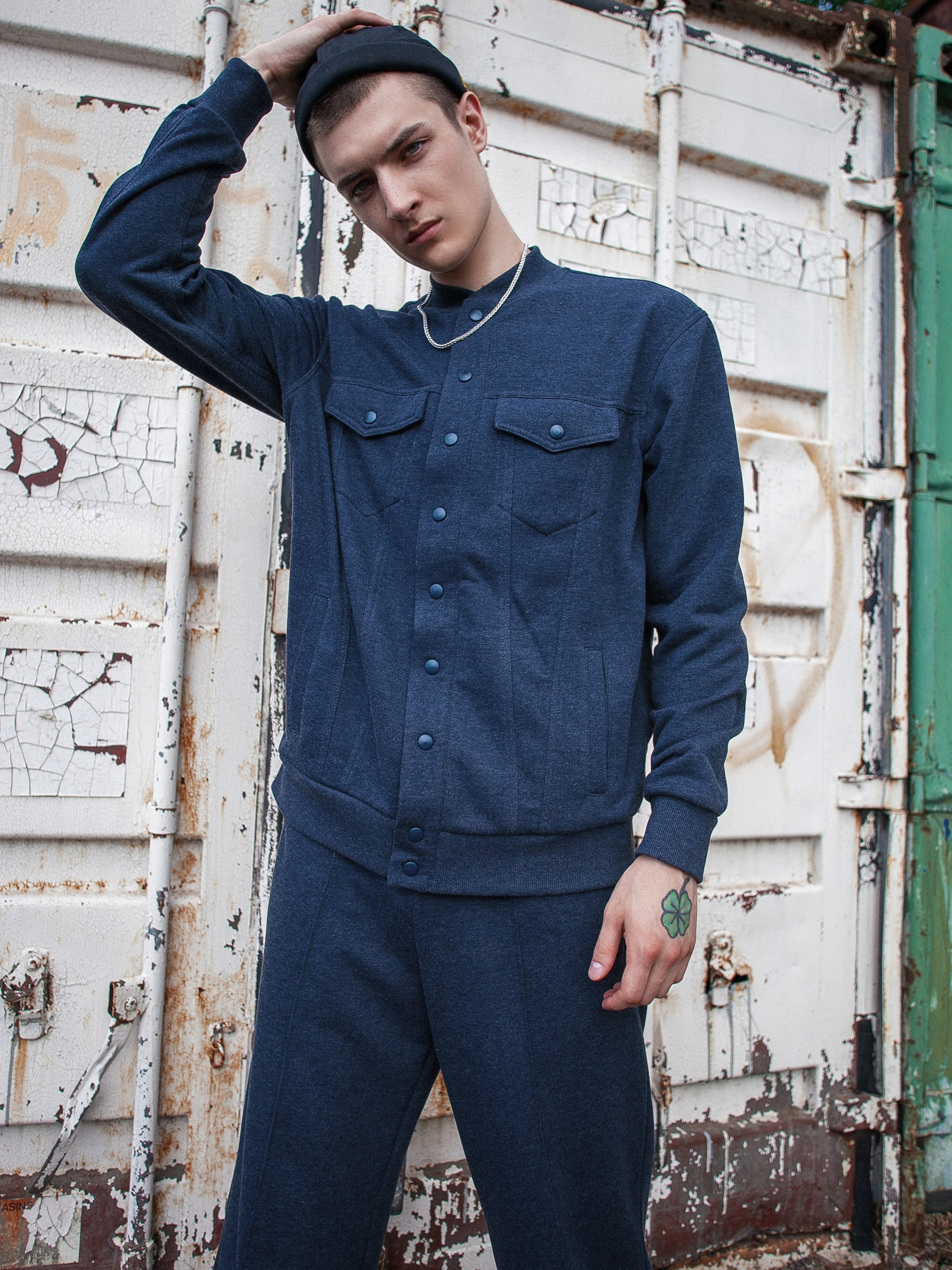 Лук бук Tolyboy. Каталожный и предметный фотограф в Москве Анна Nesmeliva