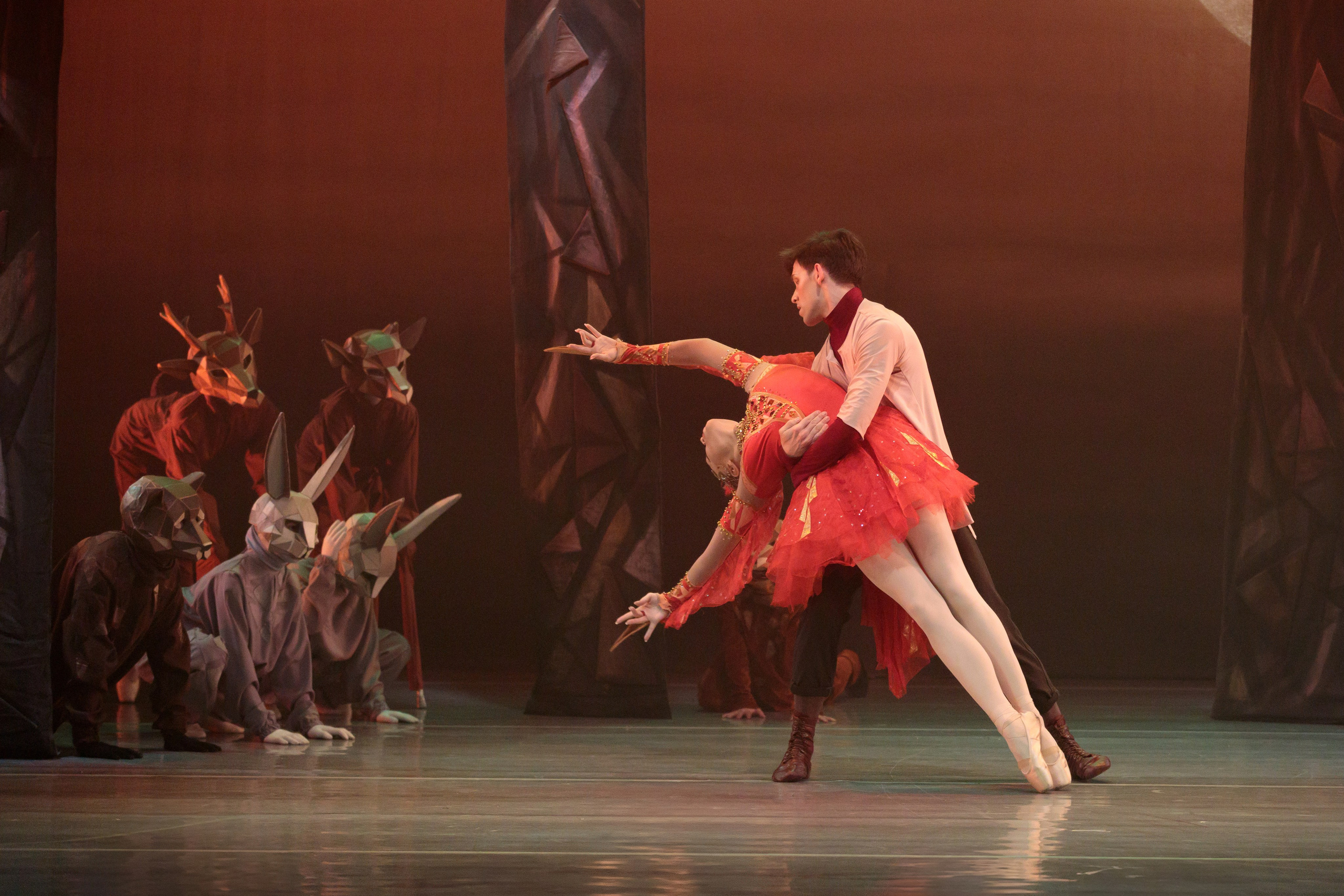 Спектакль «Жар-птица». Художник по свету Максим Сергачев