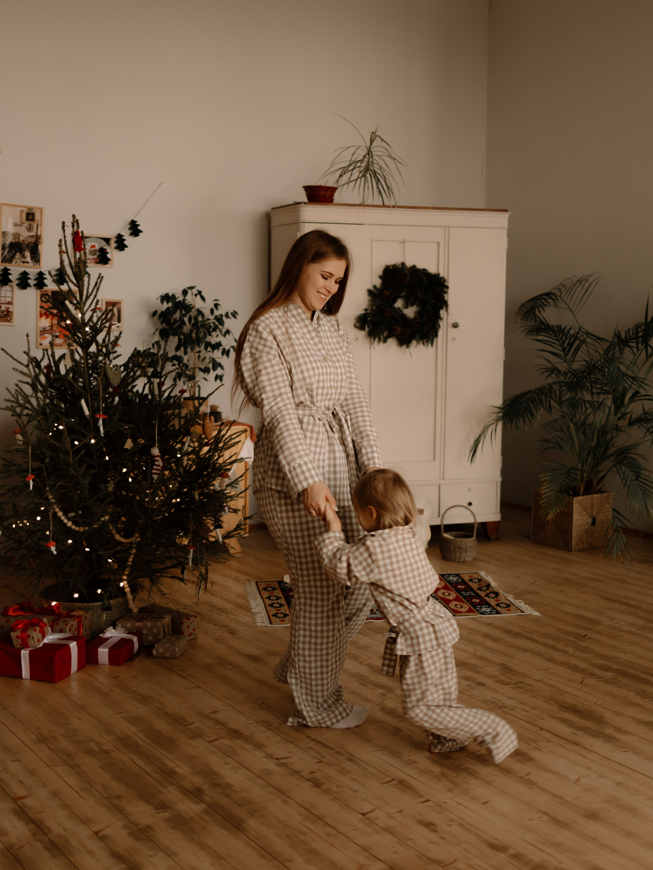 Новогодняя в «Loft Potolok» — 2. Семейный фотограф в Краснодаре Храмова Анна