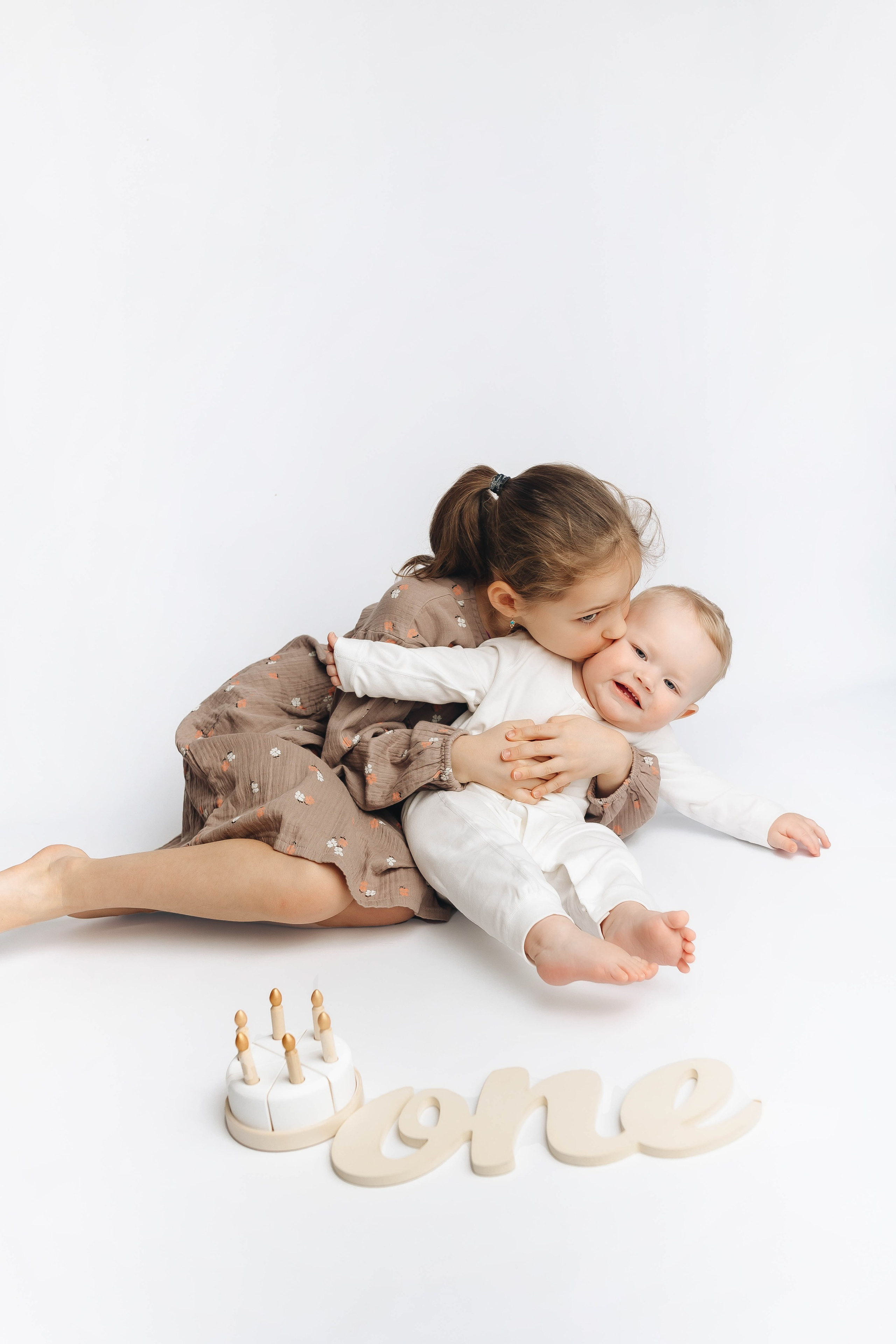 Семейные фото на годиках. Фотограф новорожденных Серпухов, Протвино, Москва I Марина Бурмистрова