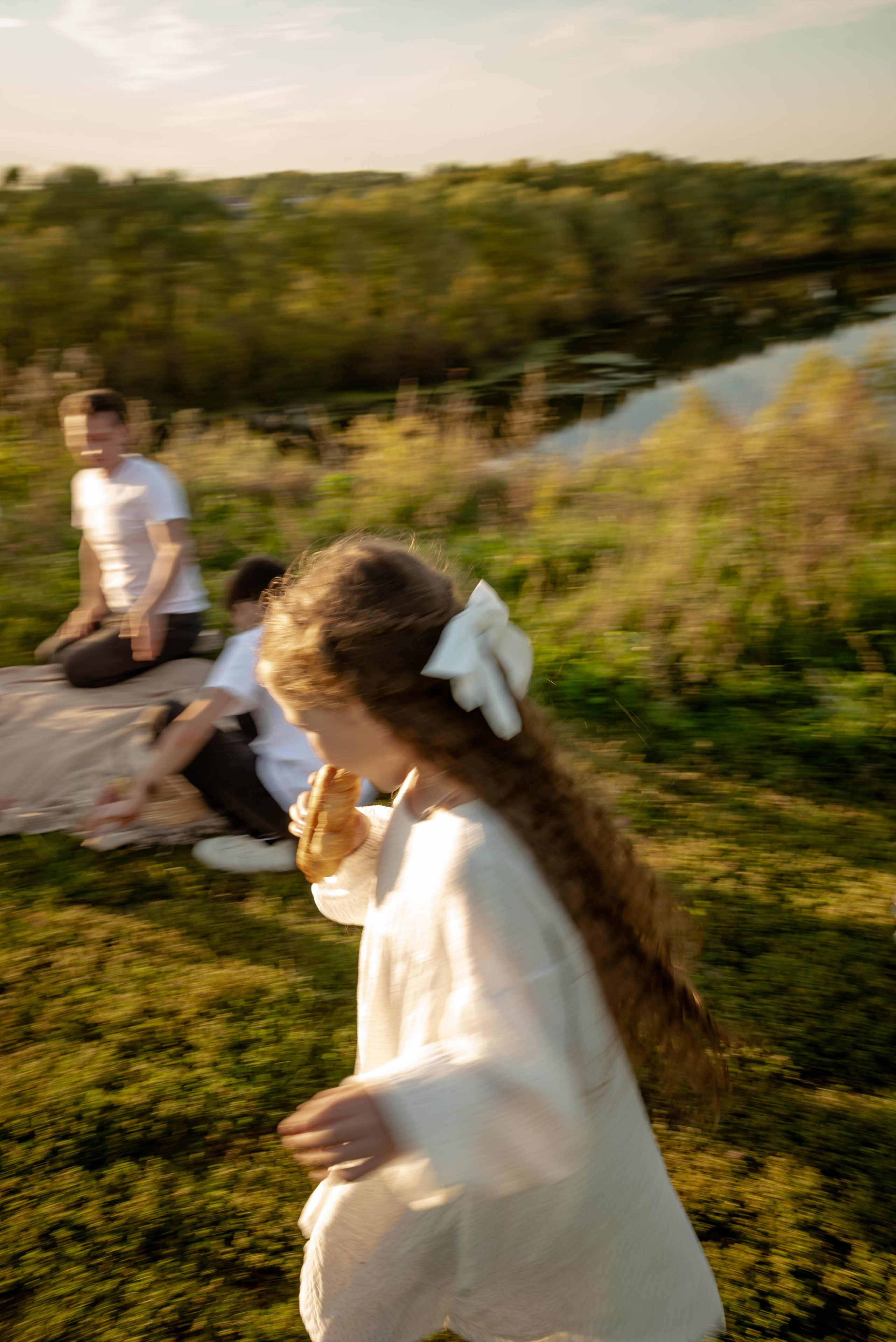Закат в августе в шубке лисы. Свадебный и семейный фотограф в Новосибирске, Санкт-Петербурге, Москве