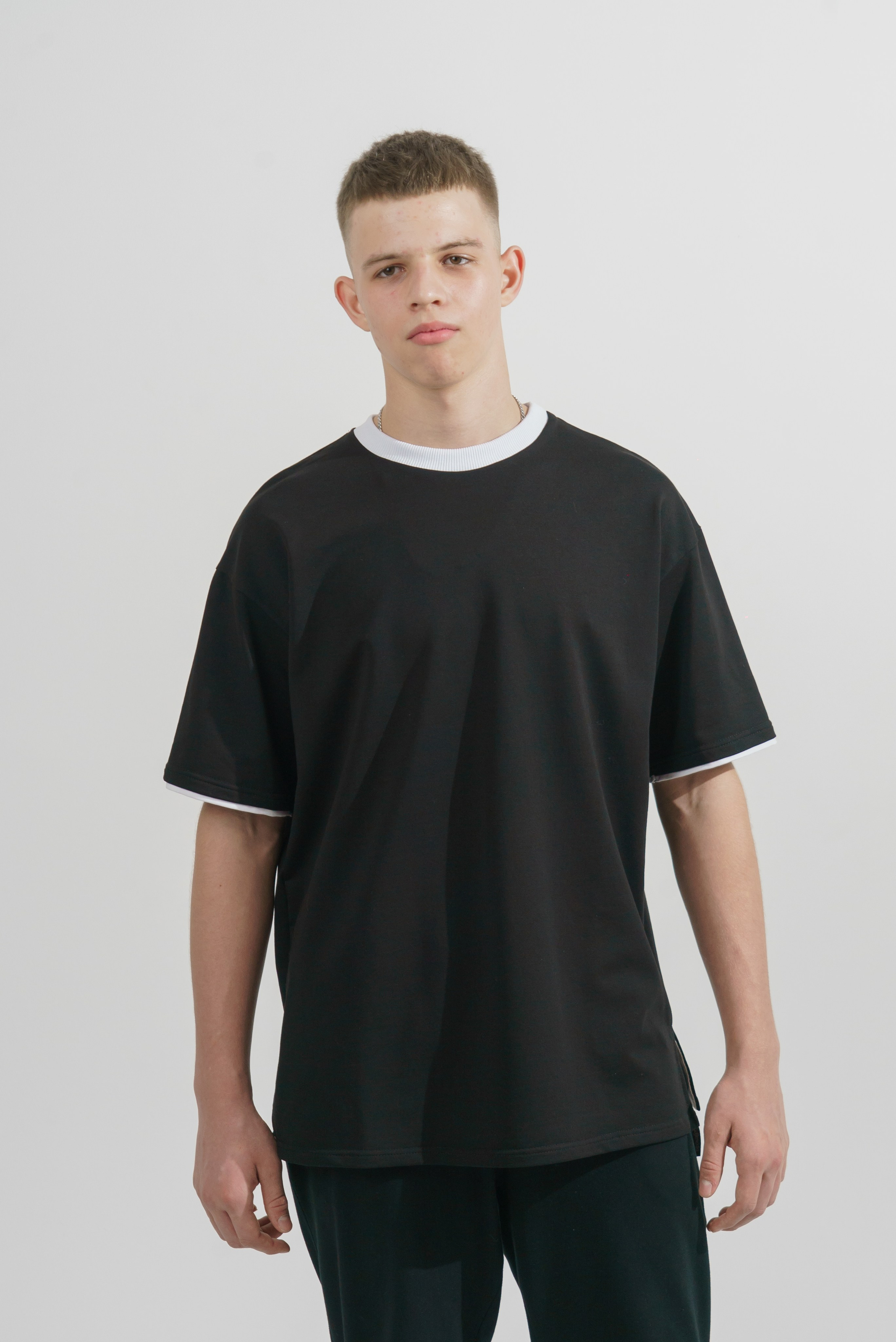 Предметная фотосъемка одежды для Wildberries и Ozon — бренды Краснодара. Фото и видеосъемка одежды для маркетплейсов Ozon, Wildberries. Шедевры для Вас! Фотограф и Видеограф в Краснодаре Пахиев Руслан