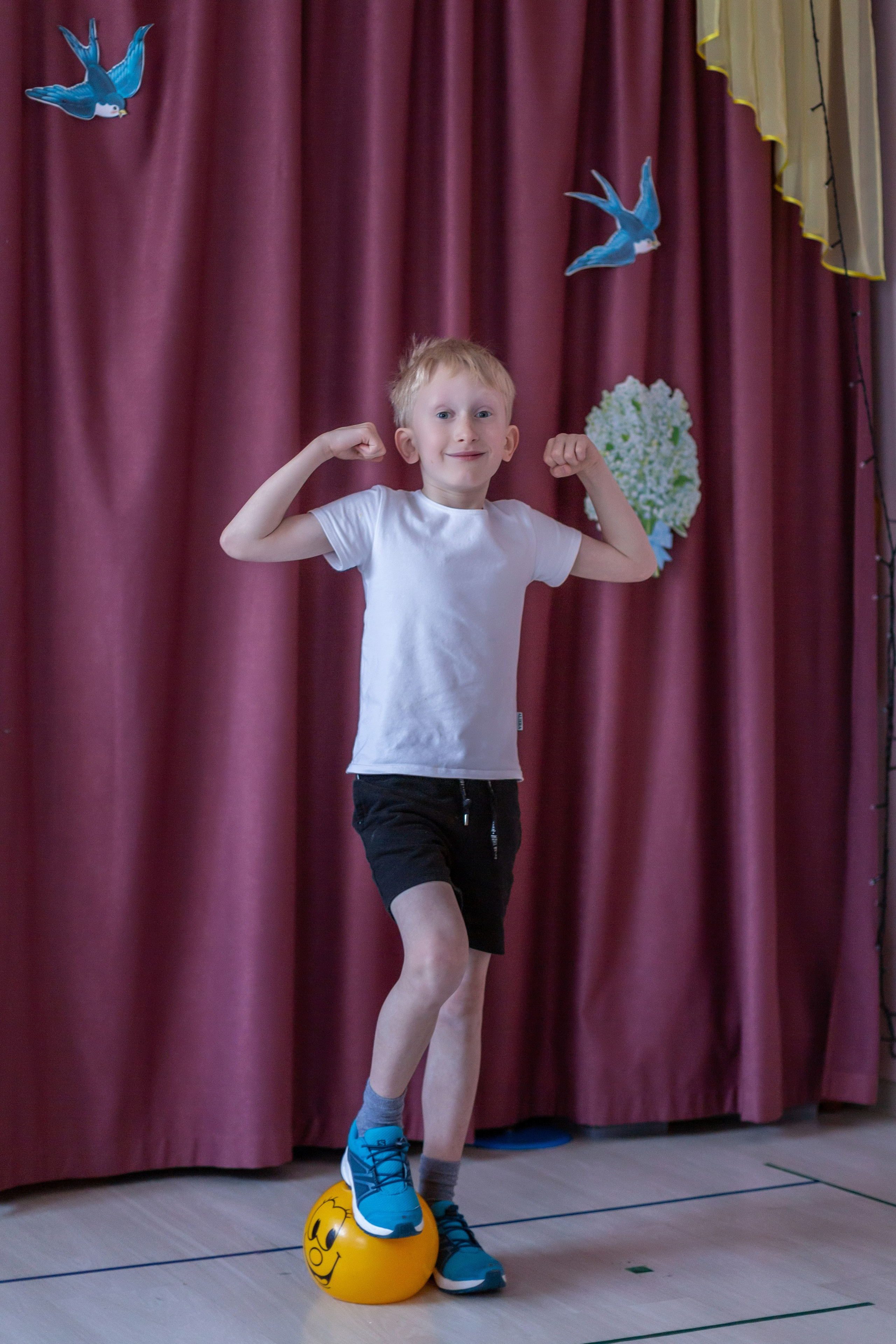 Выпускной фотоальбом 2025. Семейный фотограф в Санкт-Петербурге