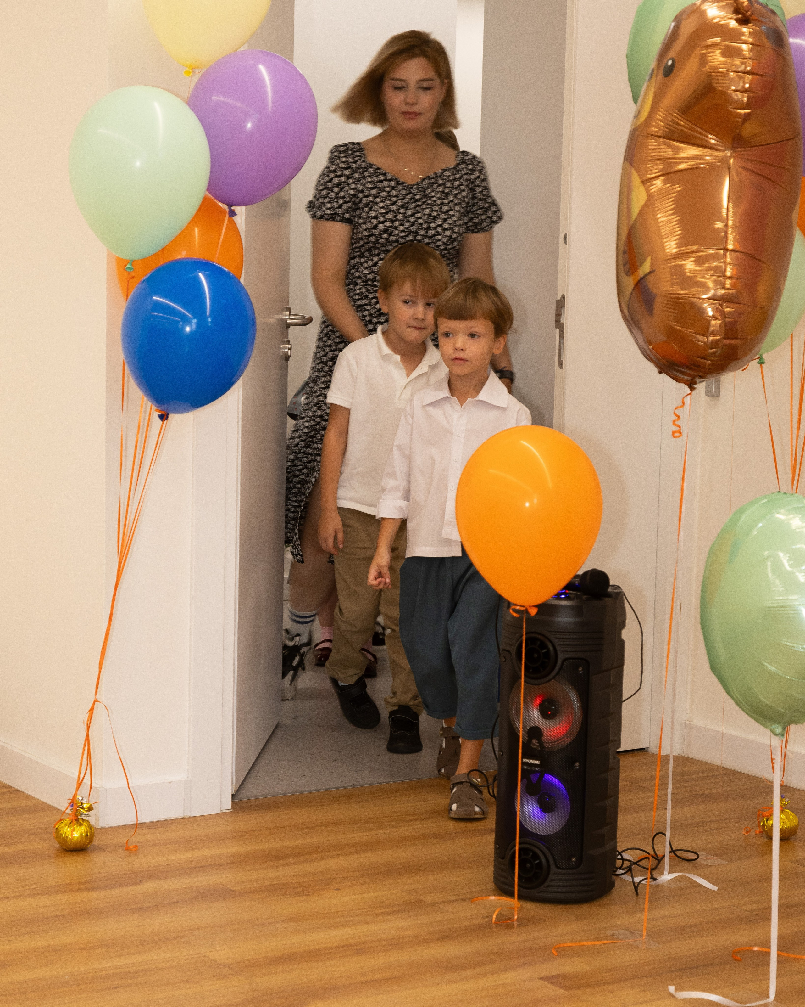 2 -го Сентября RYBAKOV PLYSCHOOL. Портретный Студийный и уличный фотограф Москва. Индивидуальные, Семейные, Беременность, Будуар, Каталог, контент съемки для блога и бизнеса