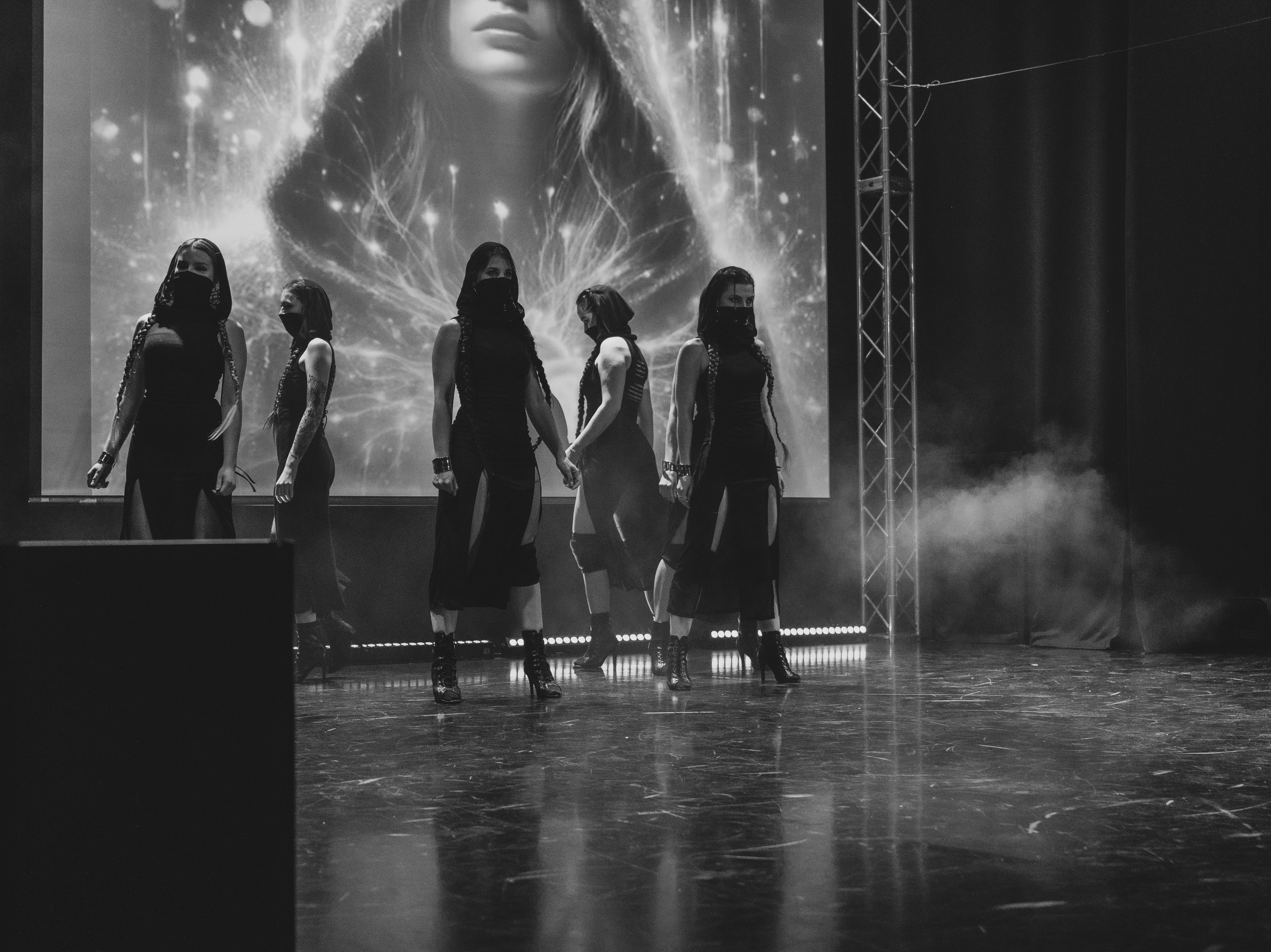 Dance studio Malibu. Фотограф в Иркутске на все важные случаи жизни