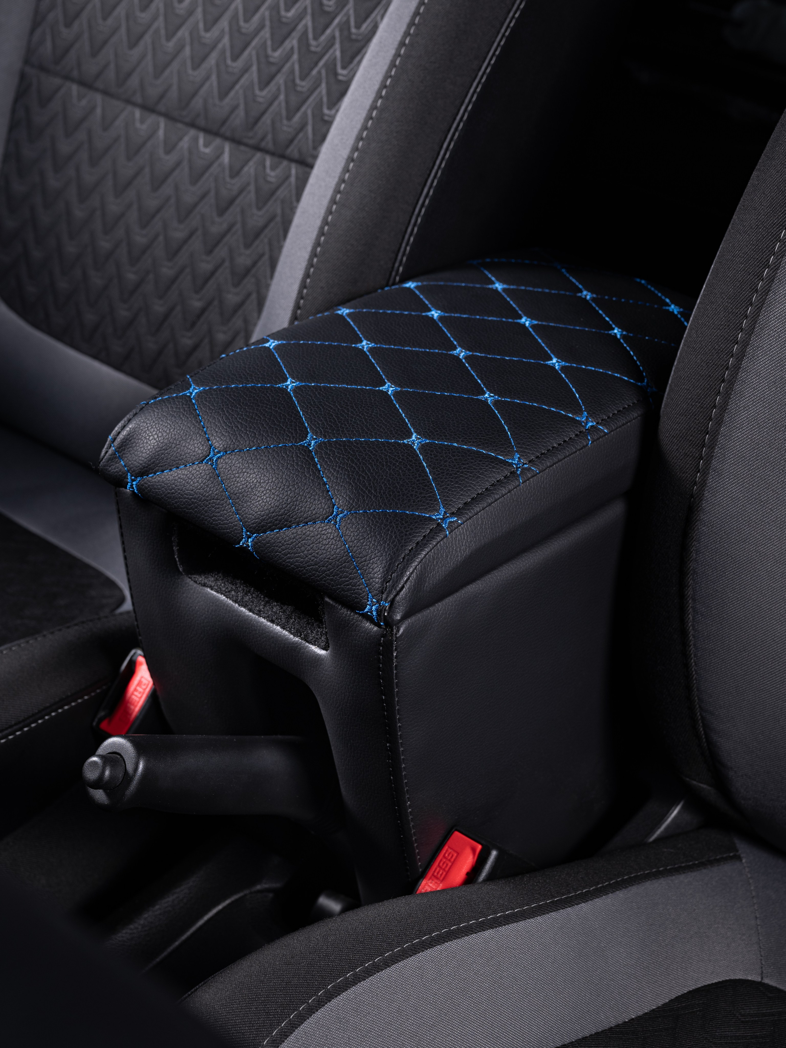 Автоподлокотники 2. Предметный фотограф, фото для маркетплейсов Пятигорск, КМВ