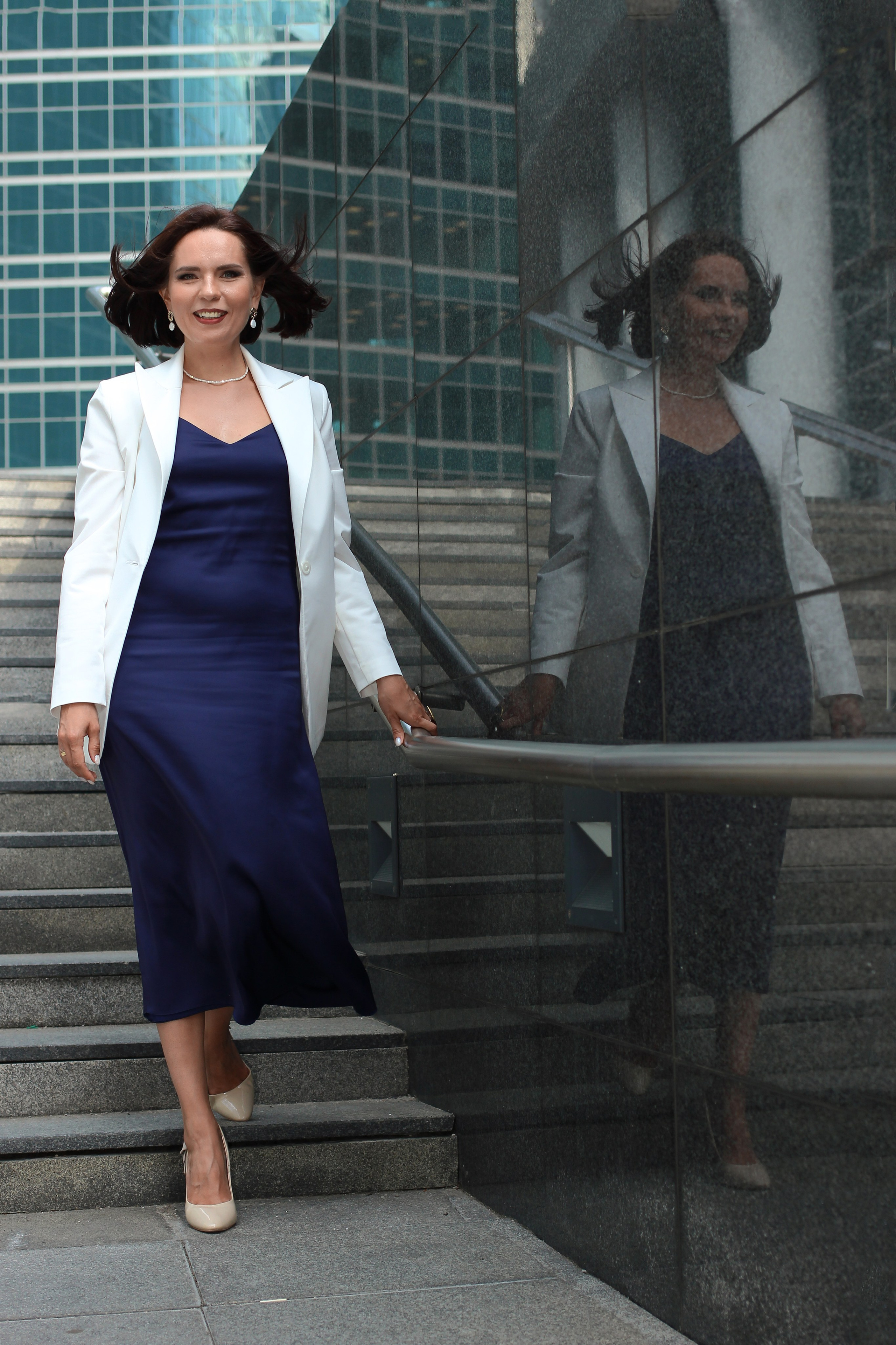 фотосессия в деловом стиле на улице в Москва сити, женская фотосессия, фотопрогулка в деловом стиле, бизнес фотосессия, контент для эксперта, профессиональная фотосессия для руководителя, Бизнес фотосессия в Москве, Бизнес фотосессия в деловом стиле для девушки, фотосессия для резюме, портретная фотосессия для девушки, деловое фото, деловой портрет для девушки, имиджевая съемка, бизнес фотосессия, бизнес фотосессия в Москве, деловая фотосессия в Балашихе, Контент фотосессия в Балашихе