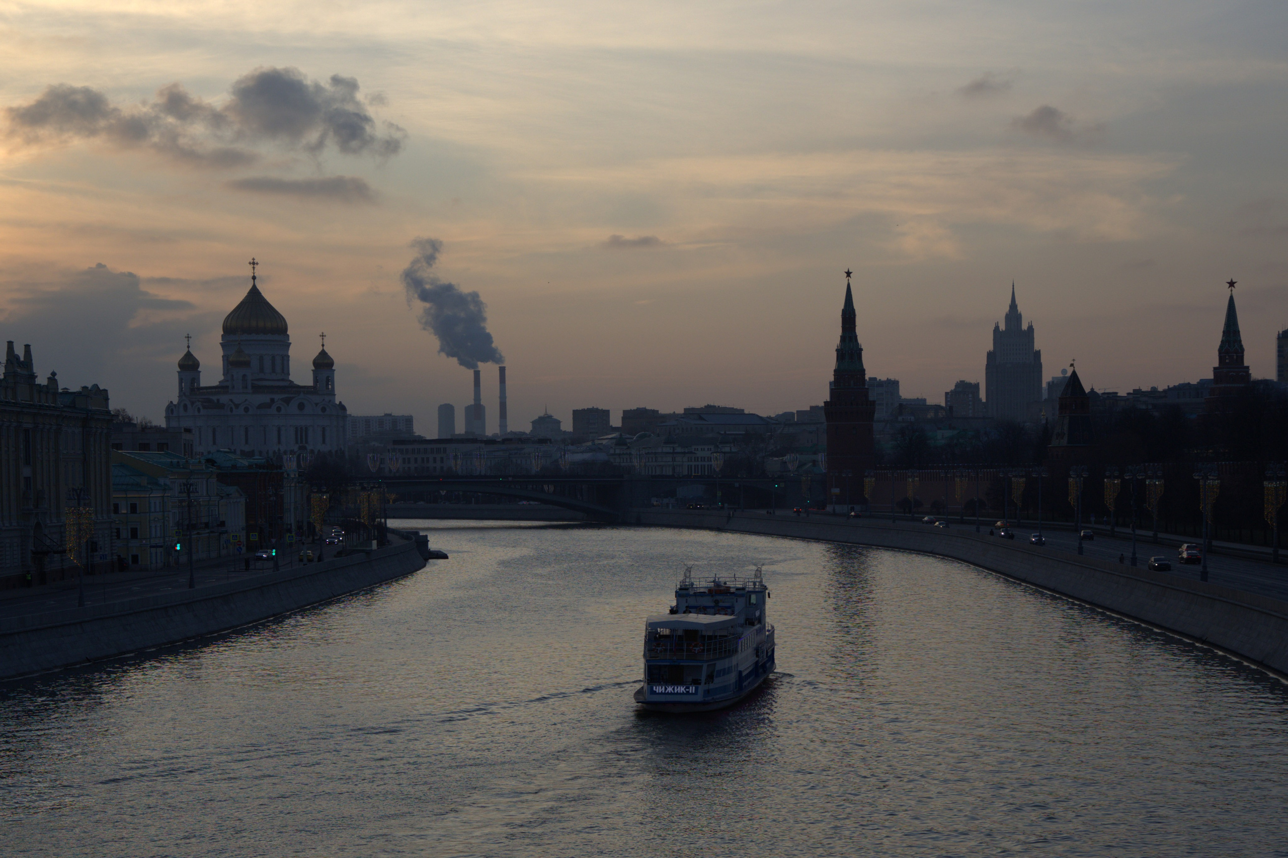 МОЙ ГОРОД. ФОТОГРАФ В МОСКВЕ СТАНИСЛАВ КОБЗЕВ