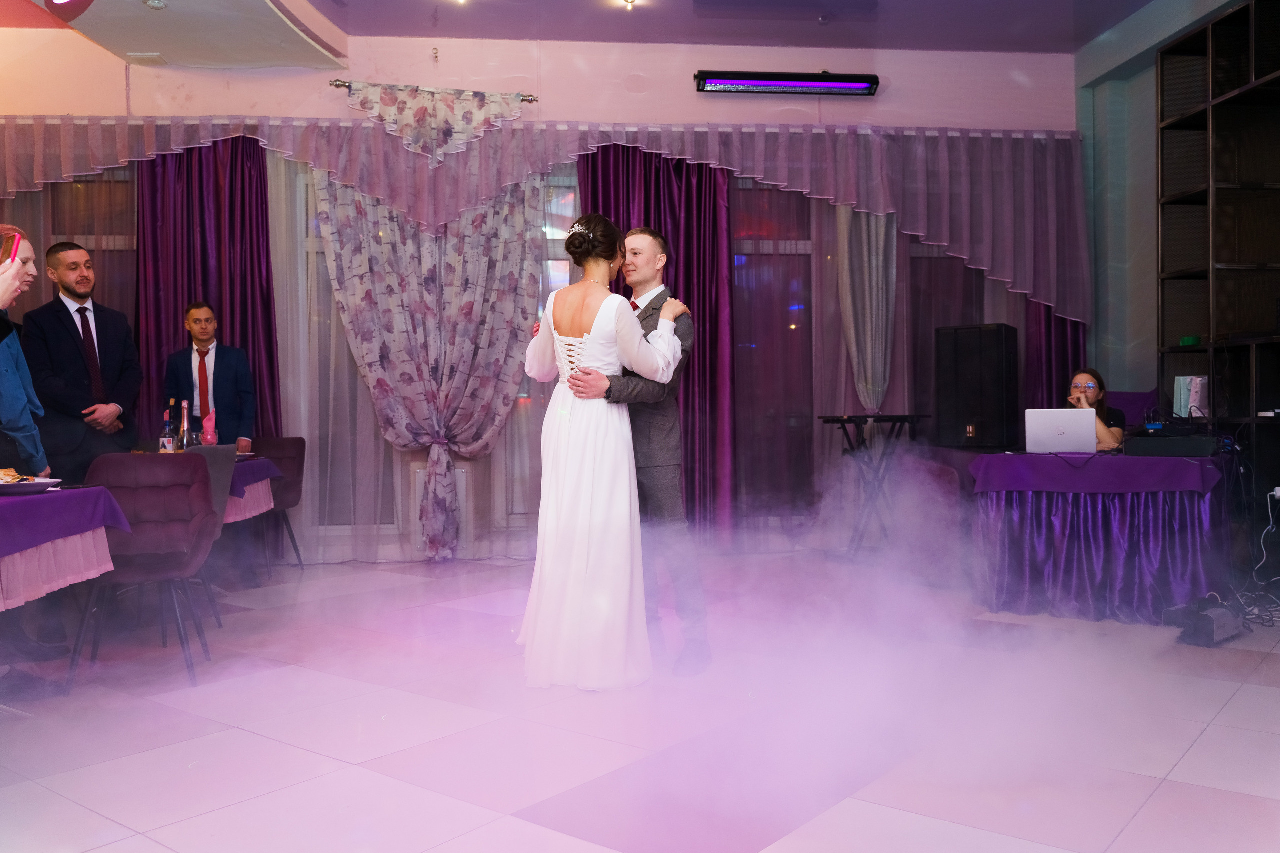 Фотограф Новосибирск, Искитим отзывы. Свадебный и семейный фотограф в Новосибирске Данил Коротких