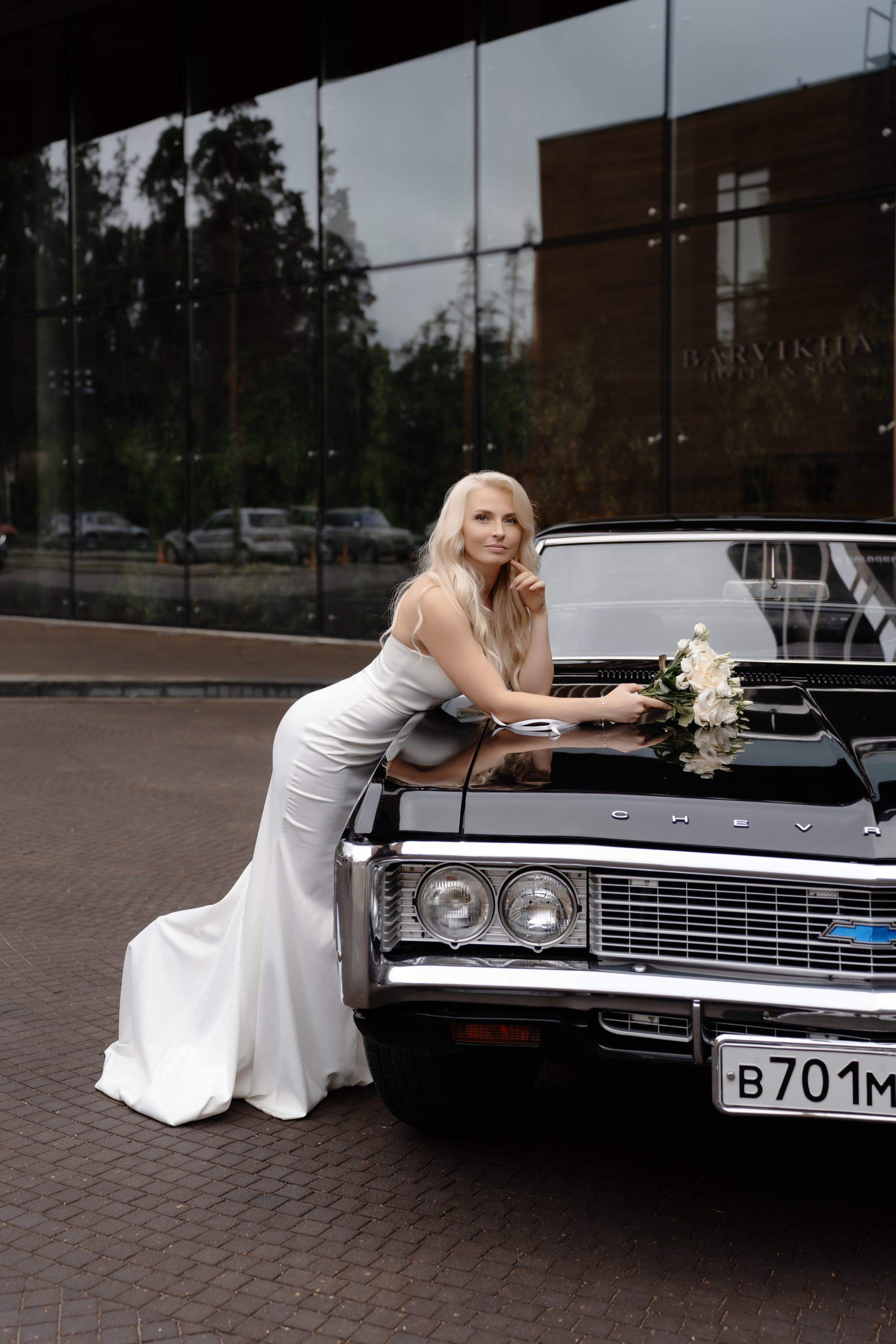 Свадебная фотосессия в Barvikha Luxury Village. Свадебный и семейный фотограф в Москве Светлана Зоткина