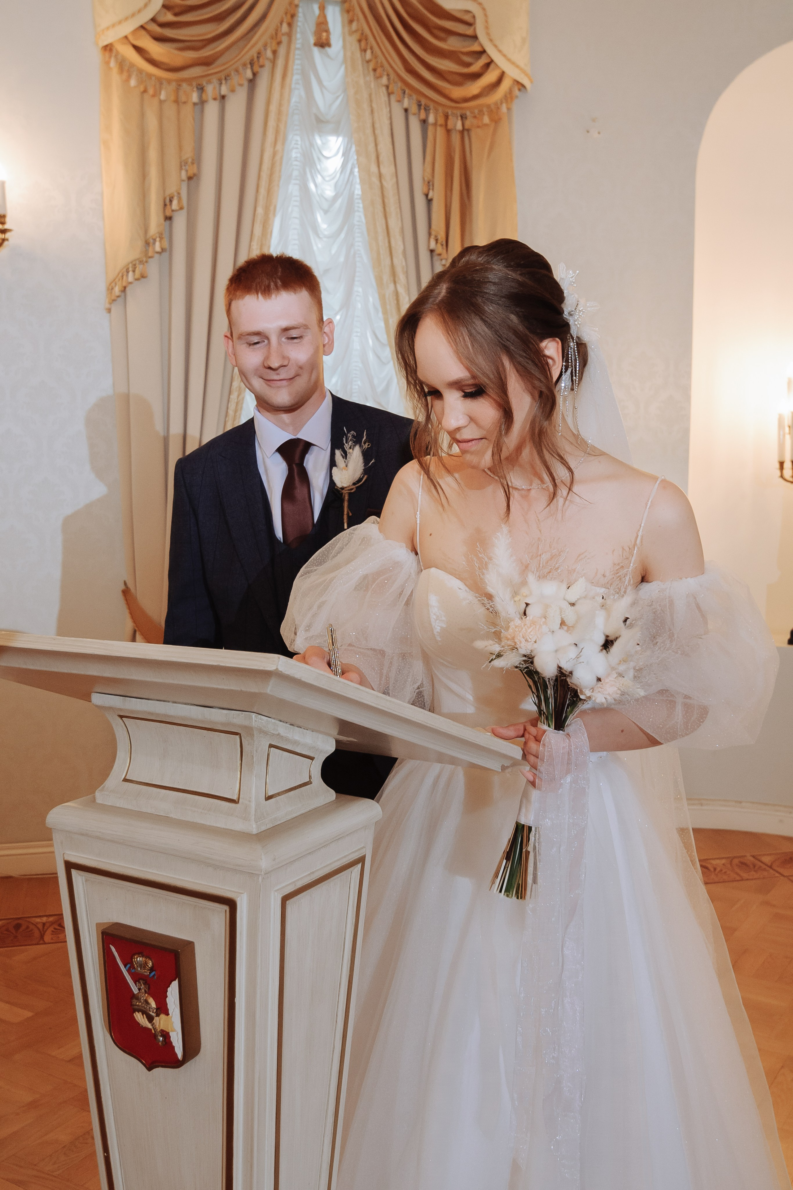 Свадебная съёмка для Ирины и Николая. Сборы в отеле. Свадебный и семейный фотограф г. Ярославль Савинская Анастасия