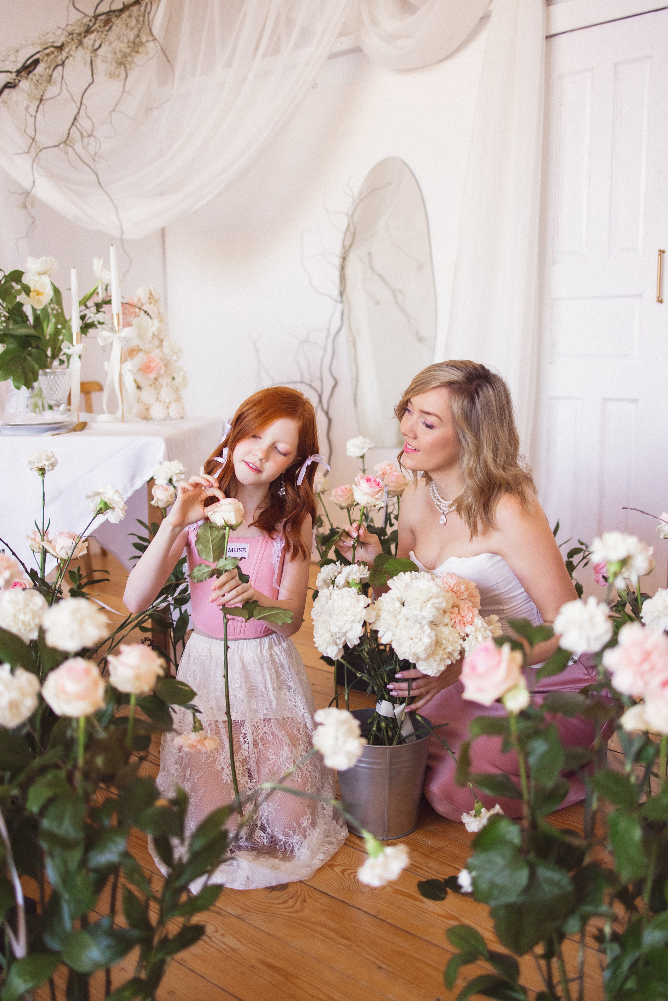 Фотосессия с живыми цветами в фотостудии г. Краснодар. Семейный и детский фотограф в Краснодаре Анна Трашкова