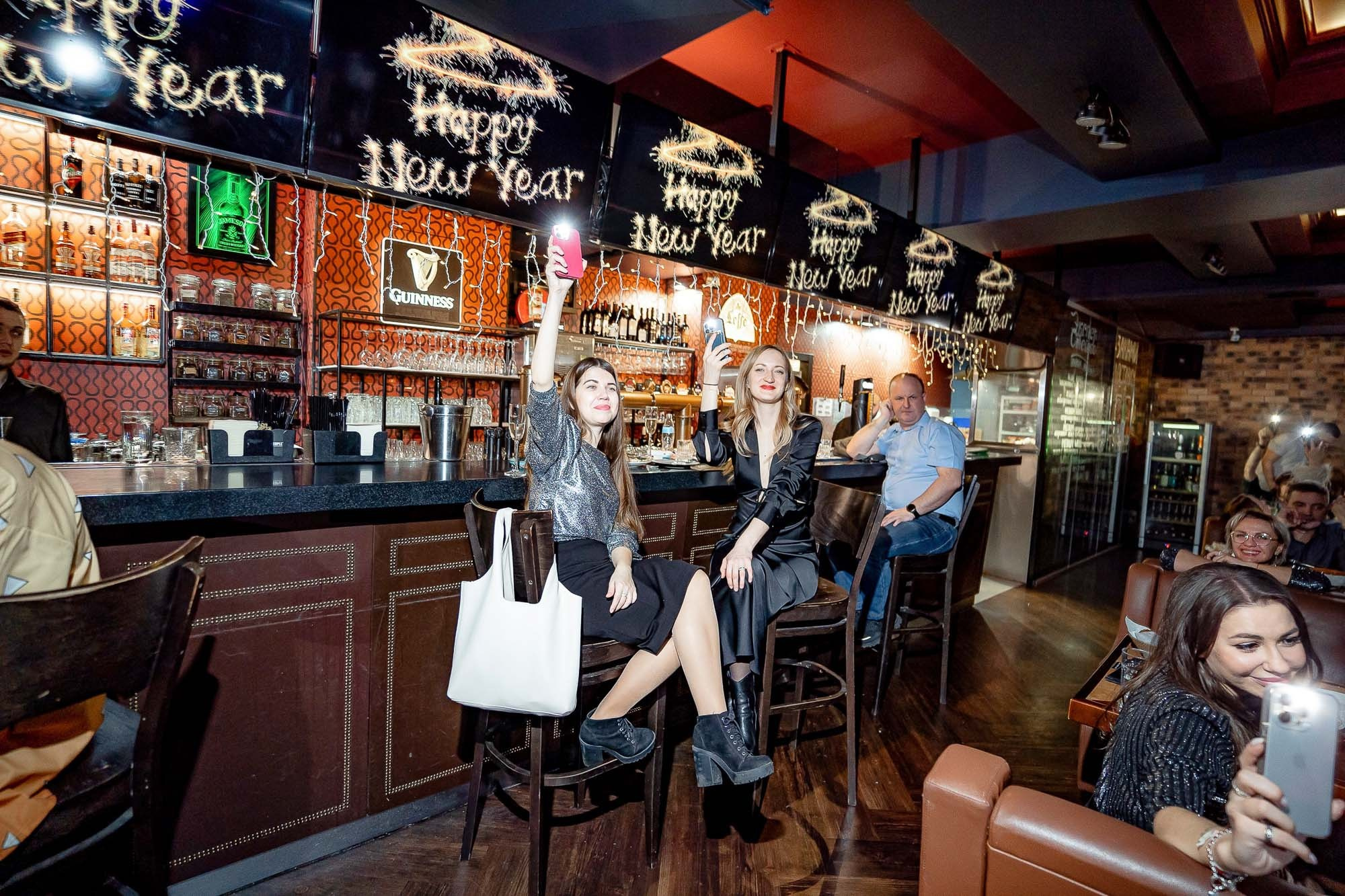 Новый год 2024 в Peoples. Сергей Кошкин. Репортажная и ивент-фотография в Сургуте