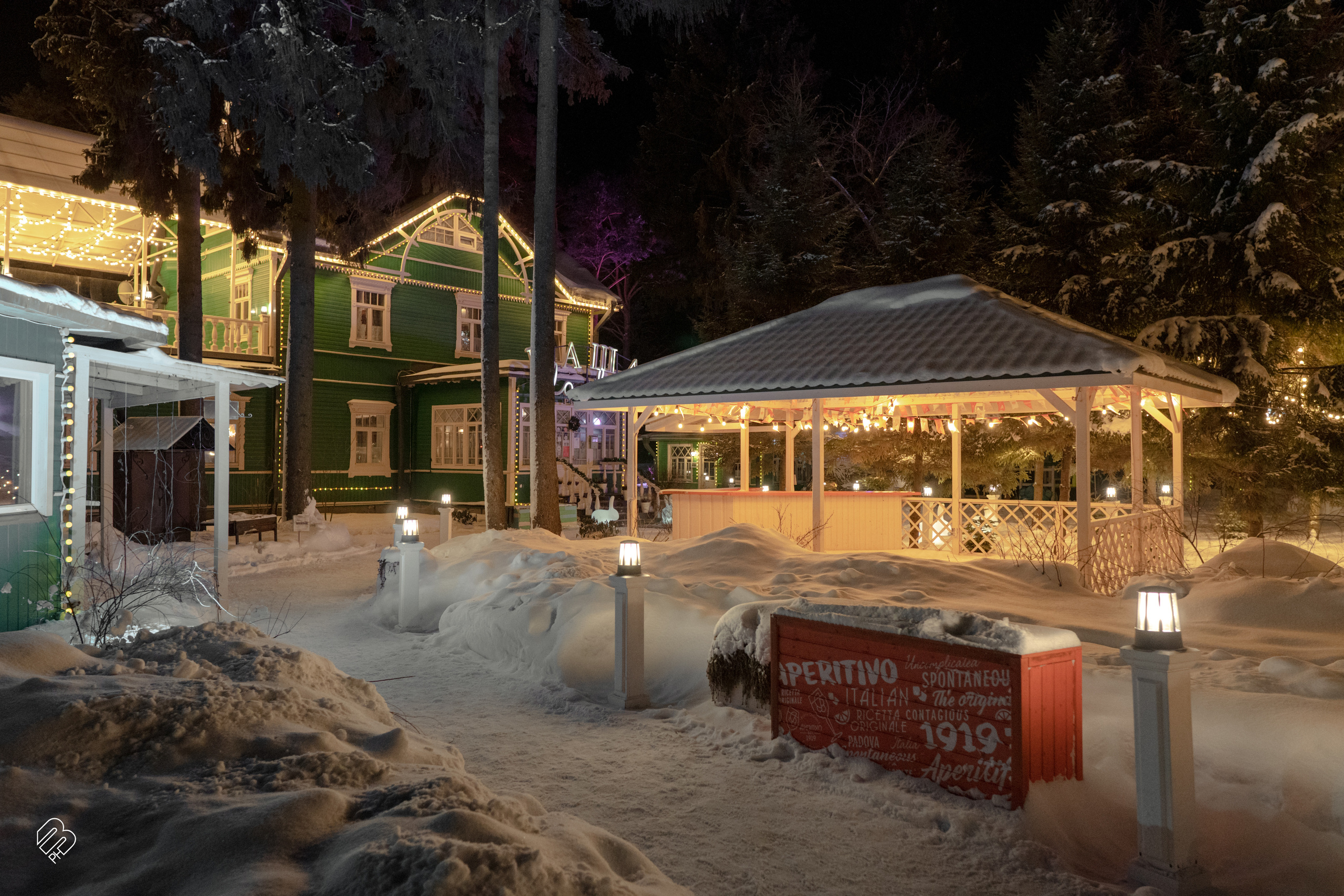 Ресторан "Наша dacha" зимой, ресторан наша дача