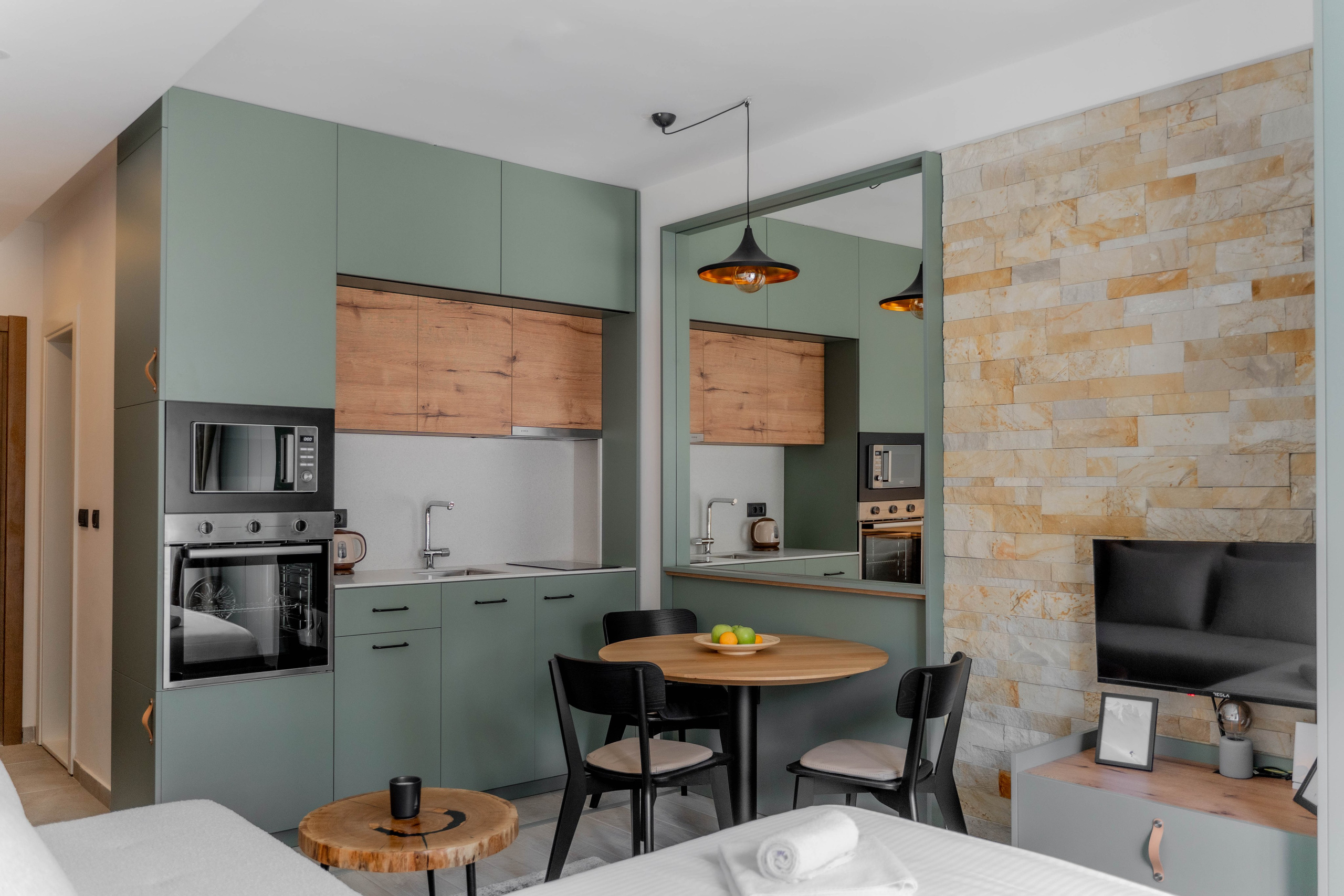 Madre interiors. Photographer Liana Sudets Serbia Kopaonik Brzece Brus