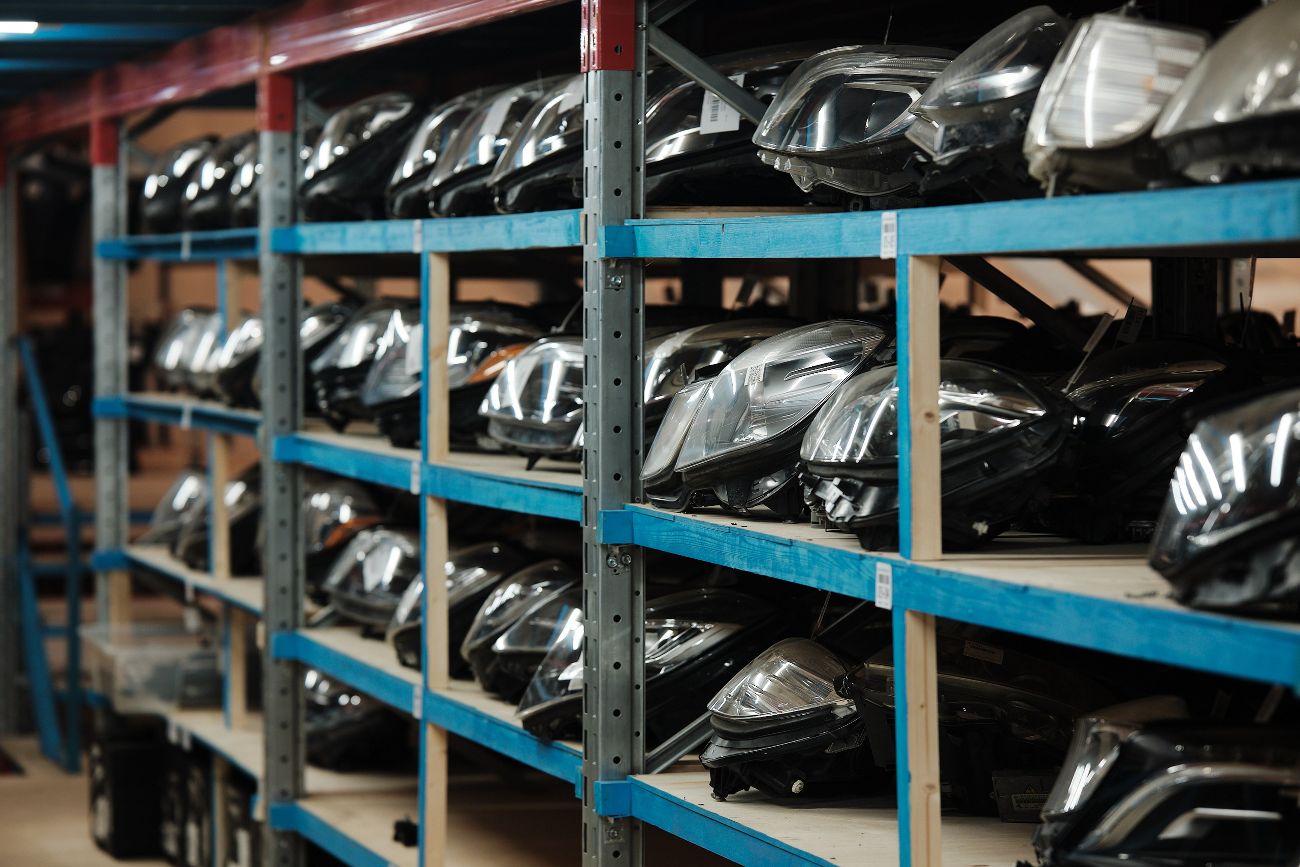 «Крыло переднее левое Mercedes-Benz W213 оригинальная кузовная деталь»«Правая дверь Mercedes-Benz E-Class W213 с заводской окраской»«Капот Mercedes-Benz S-Class W222 оригинальный, новый»«Бампер передний Mercedes-Benz GLC X253 с креплениями»«Задняя панель кузова Mercedes-Benz C-Class W205 для замены»«Усилитель порога Mercedes-Benz V-Class W447 левая сторона»«Арка колеса задняя правая Mercedes-Benz GLS X167 оригинал»«Поддомкратник Mercedes-Benz A-Class W177 с усилителем»«Крыло заднее левое Mercedes-Benz GLE W167 с лаковым покрытием»«Капот Mercedes-Maybach S-Class W223 оригинальная запчасть»«Передний бампер Mercedes-Maybach GLS X167 с датчиками парковки»