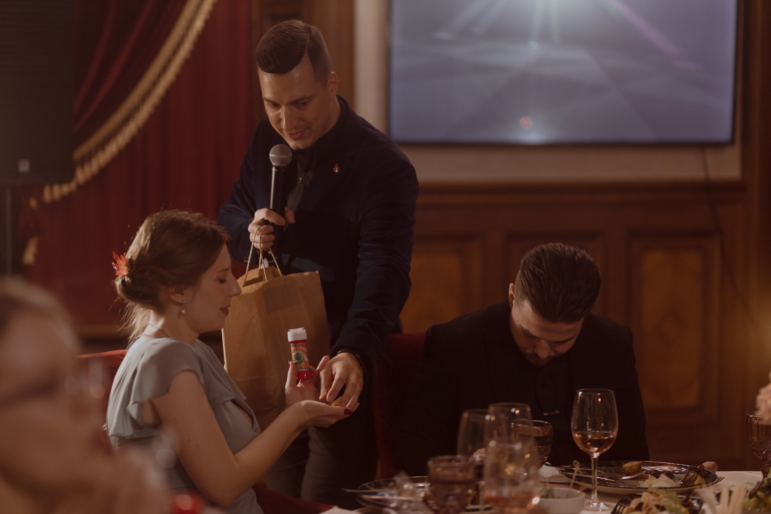 Welcome back to your own dinner party. Фотограф Лия Козловская Минск