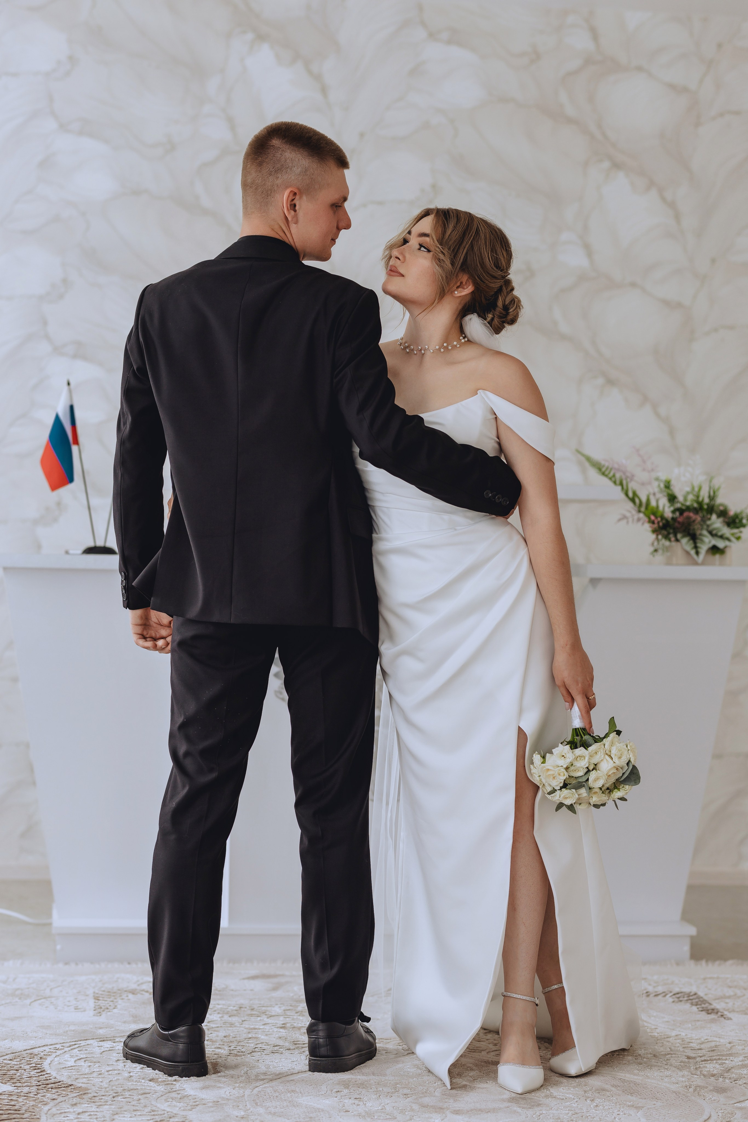 Владислав и Марина 28.08.2024. Фотограф Облучье