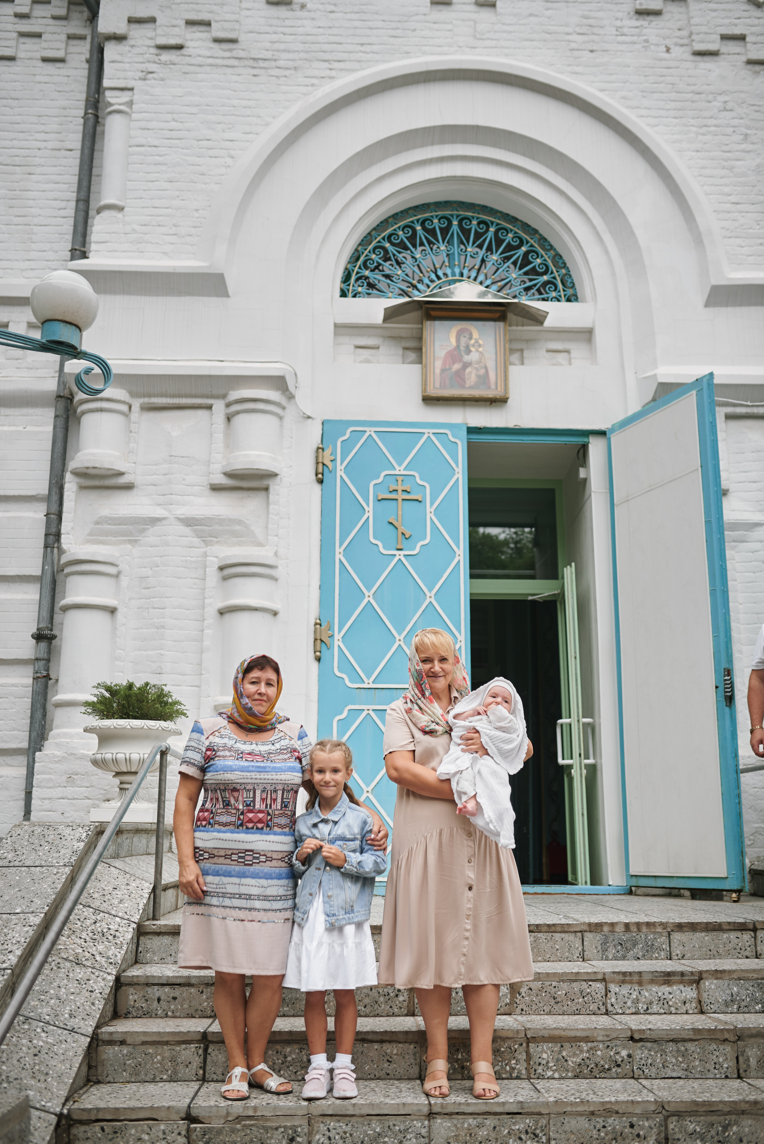 Крещение в храме Смоленской иконы БМ ОДигитрия. г. Аксай. Семейный фотограф в Ростове-на-Дону Татьяна Литвинова