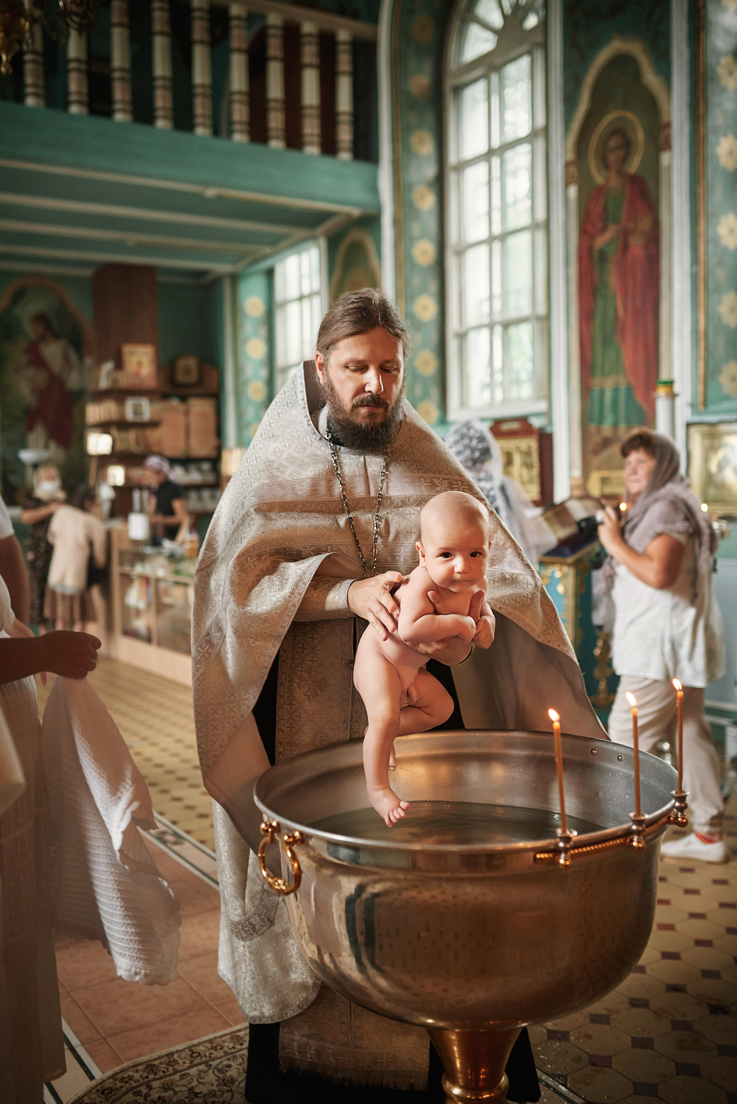 Крещение в храме Смоленской иконы БМ ОДигитрия. г. Аксай. Семейный фотограф в Ростове-на-Дону Татьяна Литвинова