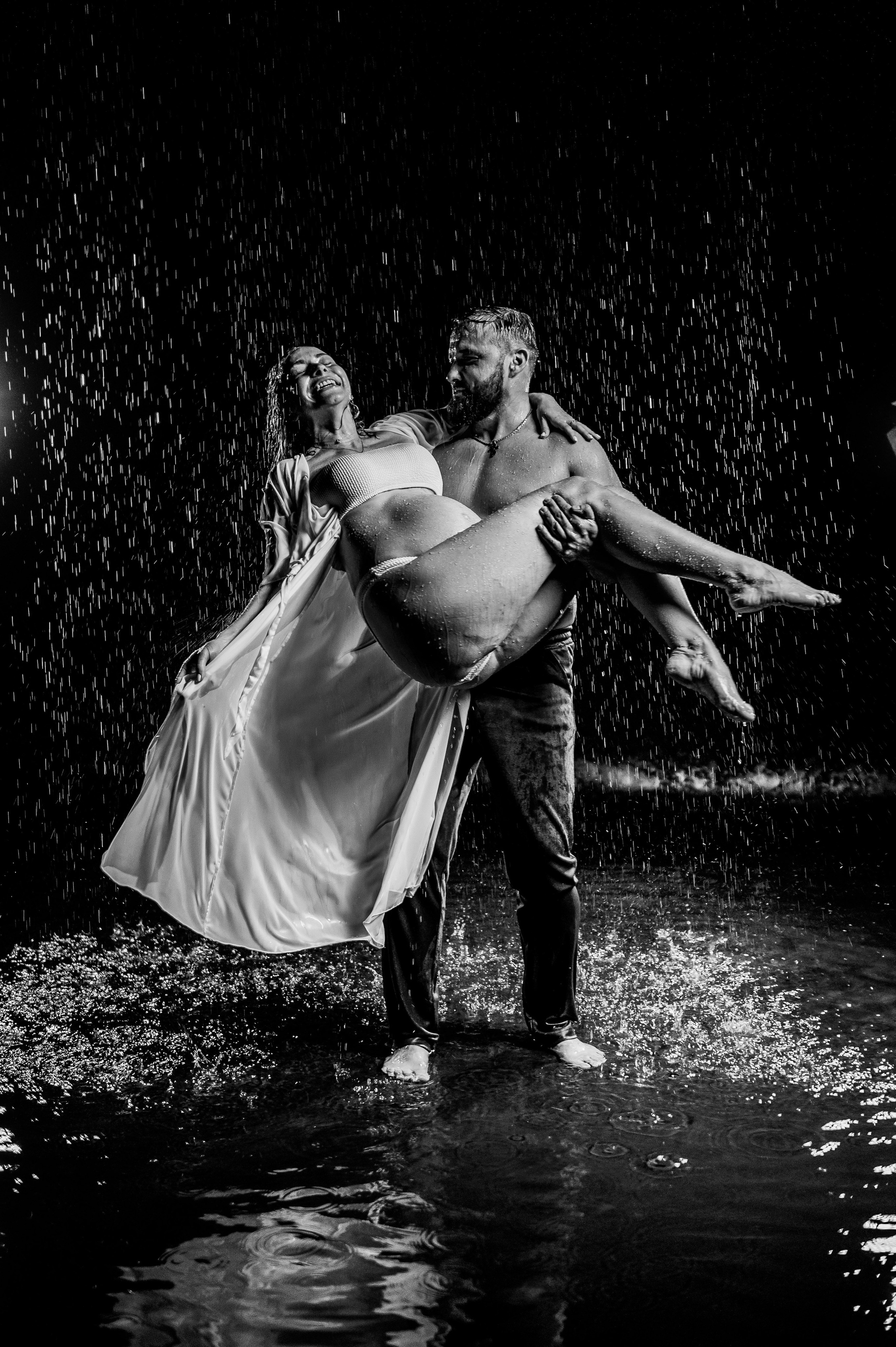 Под дождём. Портретный, семейный и свадебный фотограф в Санкт-Петербурге и в Пушкине Ширяев Денис