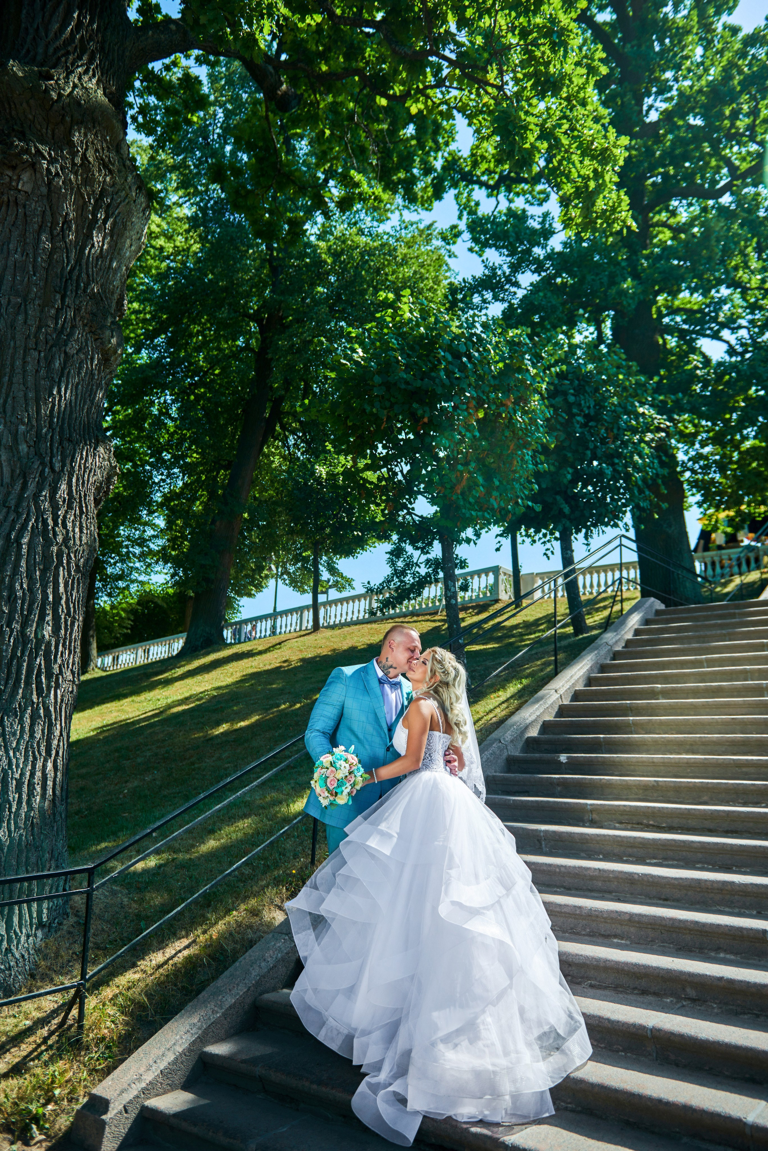 Свадебная прогулка в Петергофе. Портретный, семейный и свадебный фотограф в Санкт-Петербурге и в Пушкине Ширяев Денис